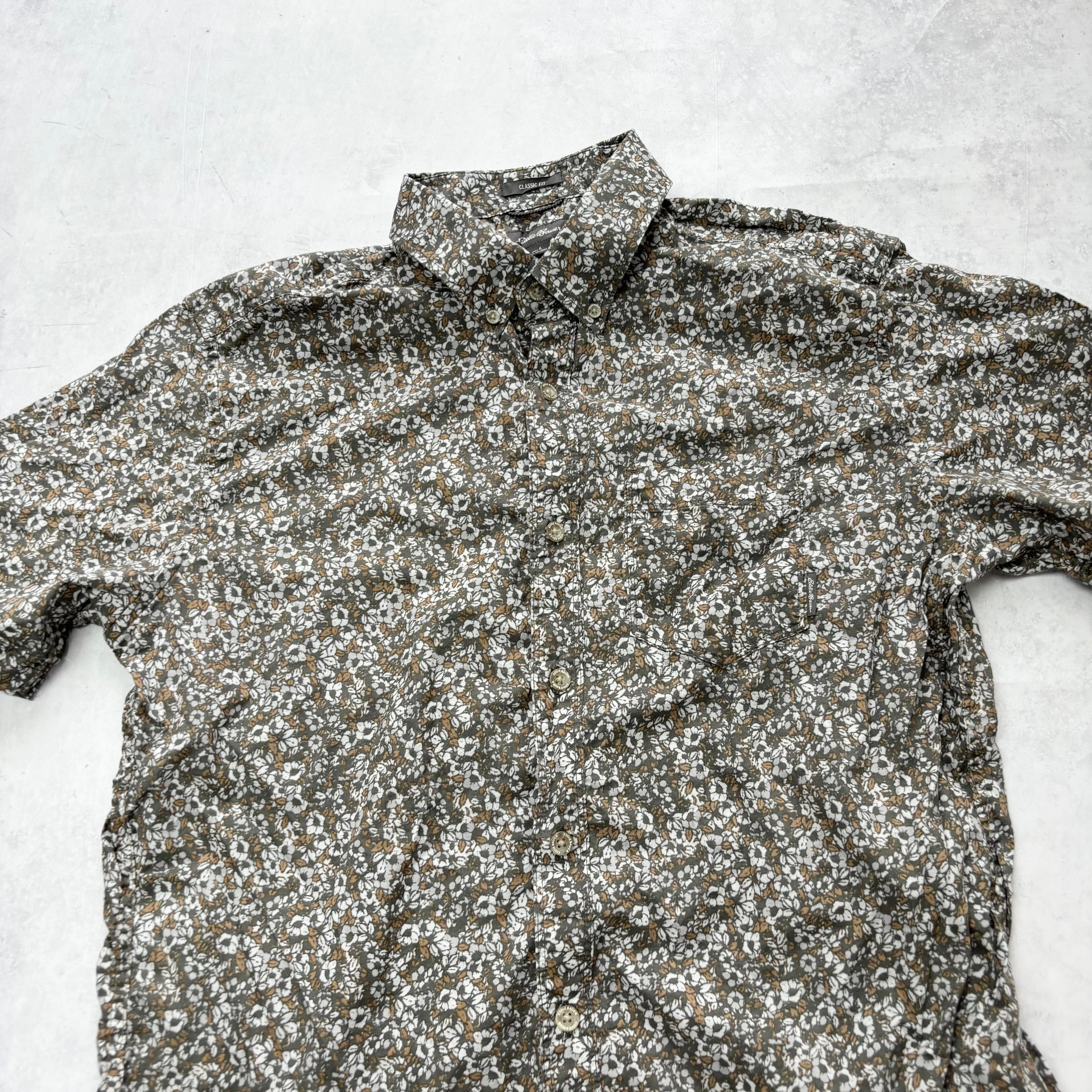 Eddie Bauer Hawaiian Shirt Mens Large Green Slim Fit Short Sleeve Cotton (E)