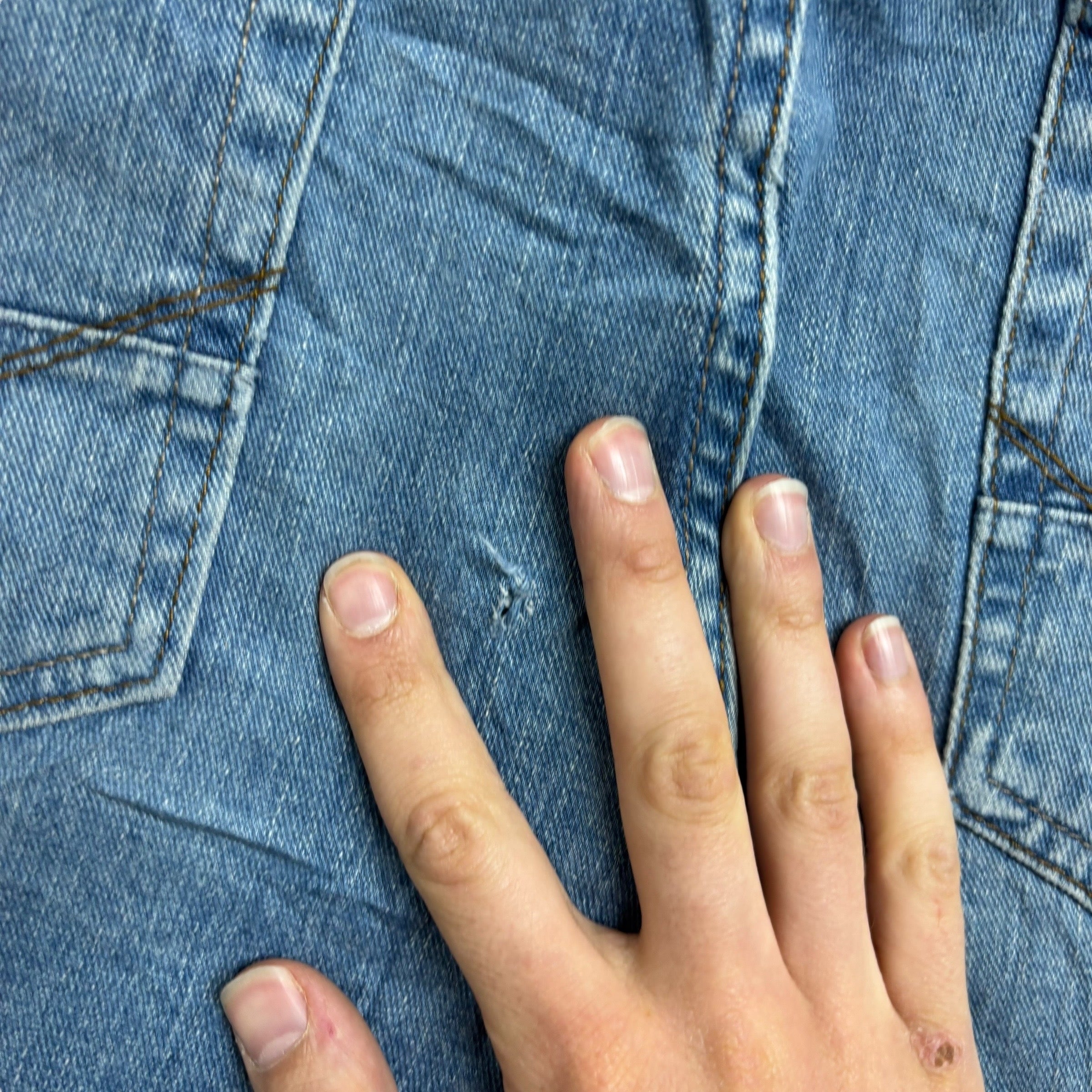 Wrangler Jeans W38 L30 Mens Light Blue Relaxed Bootcut Fit Stretch Denim (F)