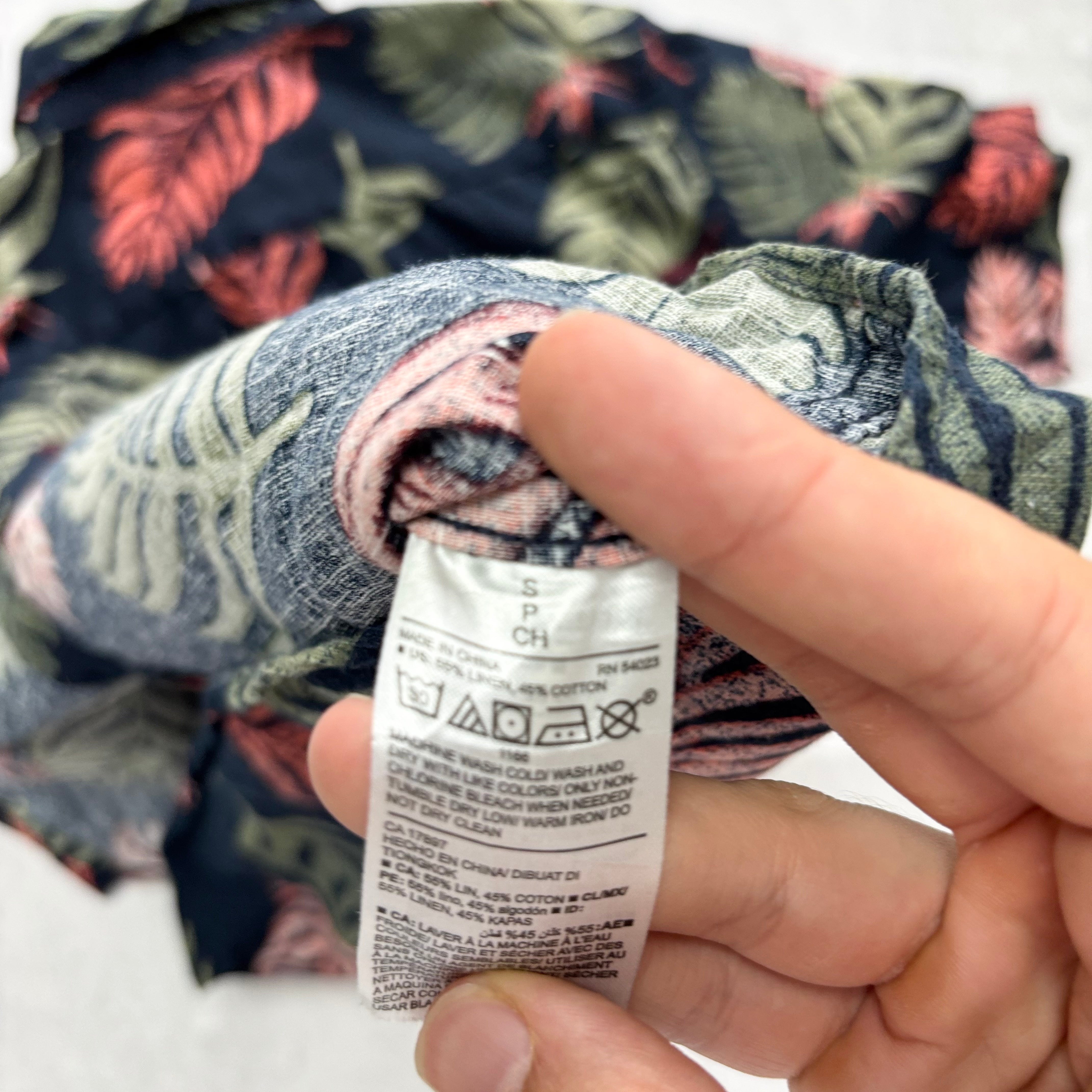 Old Navy Hawaiian Shirt Mens Small Navy Slim Fit Short Sleeve Linen (E)