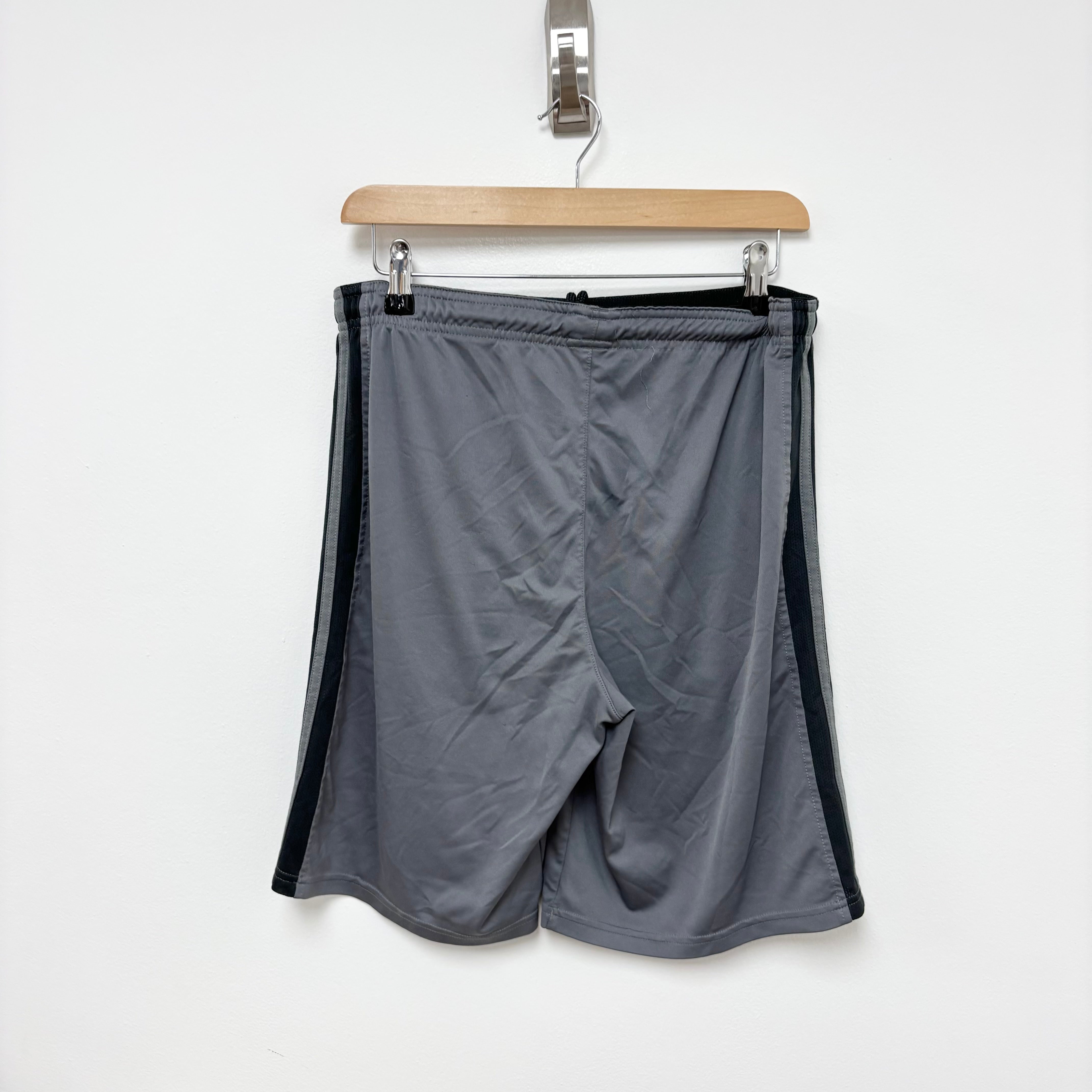 Adidas Shorts Mens Small Grey Sports Running Gym Athletic Pockets