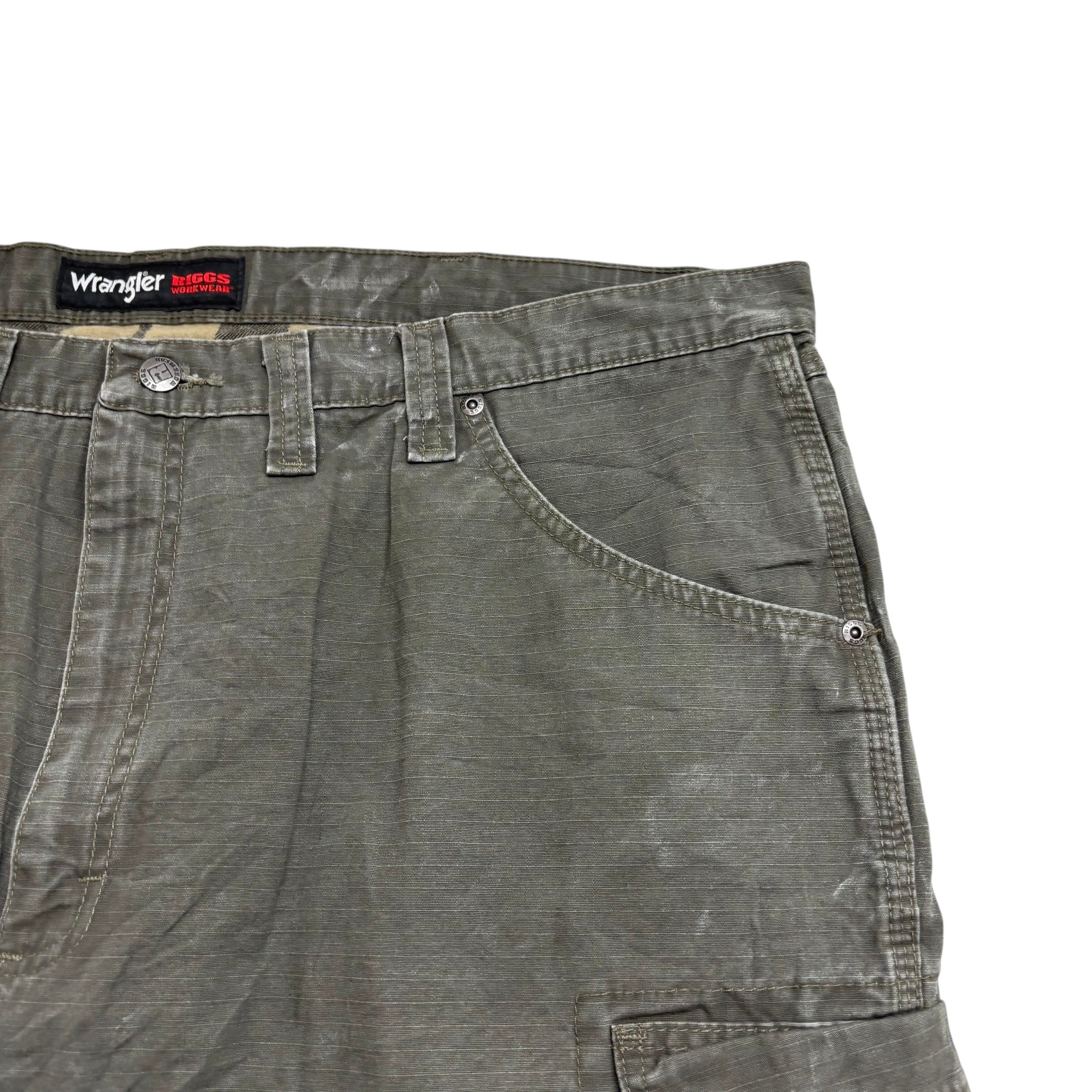 Wrangler Carpenter Pants W44 L30 Mens Olive Relaxed Straight Fit Cargo Trousers