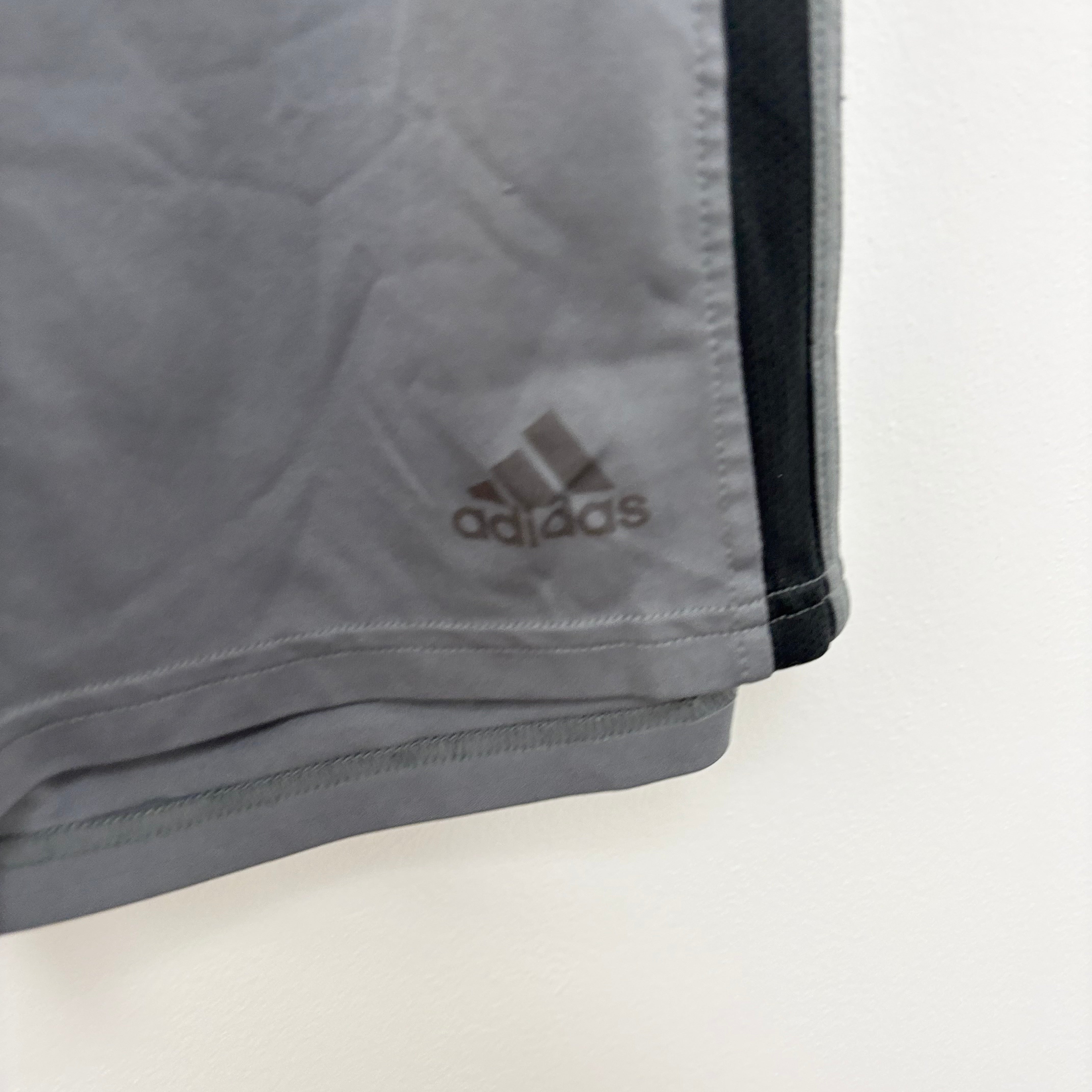Adidas Shorts Mens Small Grey Sports Running Gym Athletic Pockets