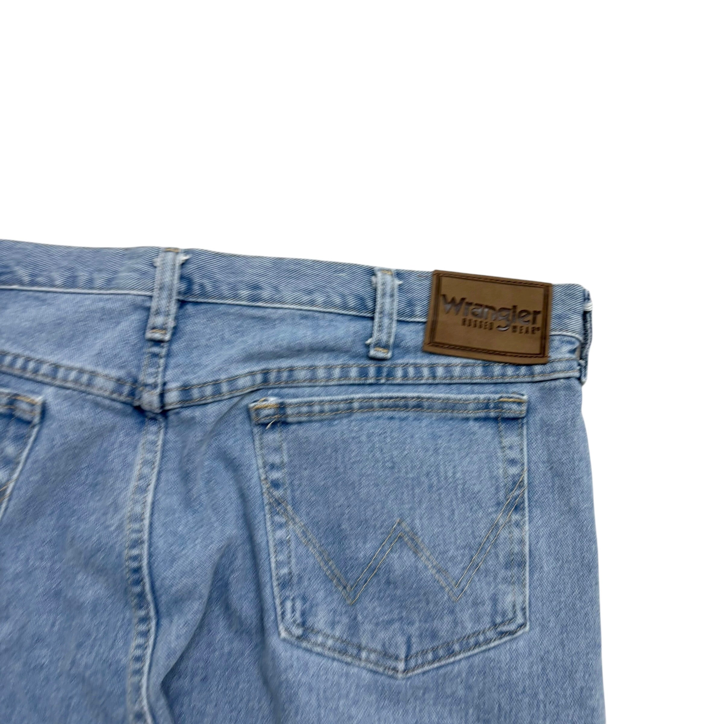 Wrangler Jeans W40 L30 Mens Light Blue Relaxed Straight Fit Vintage Denim