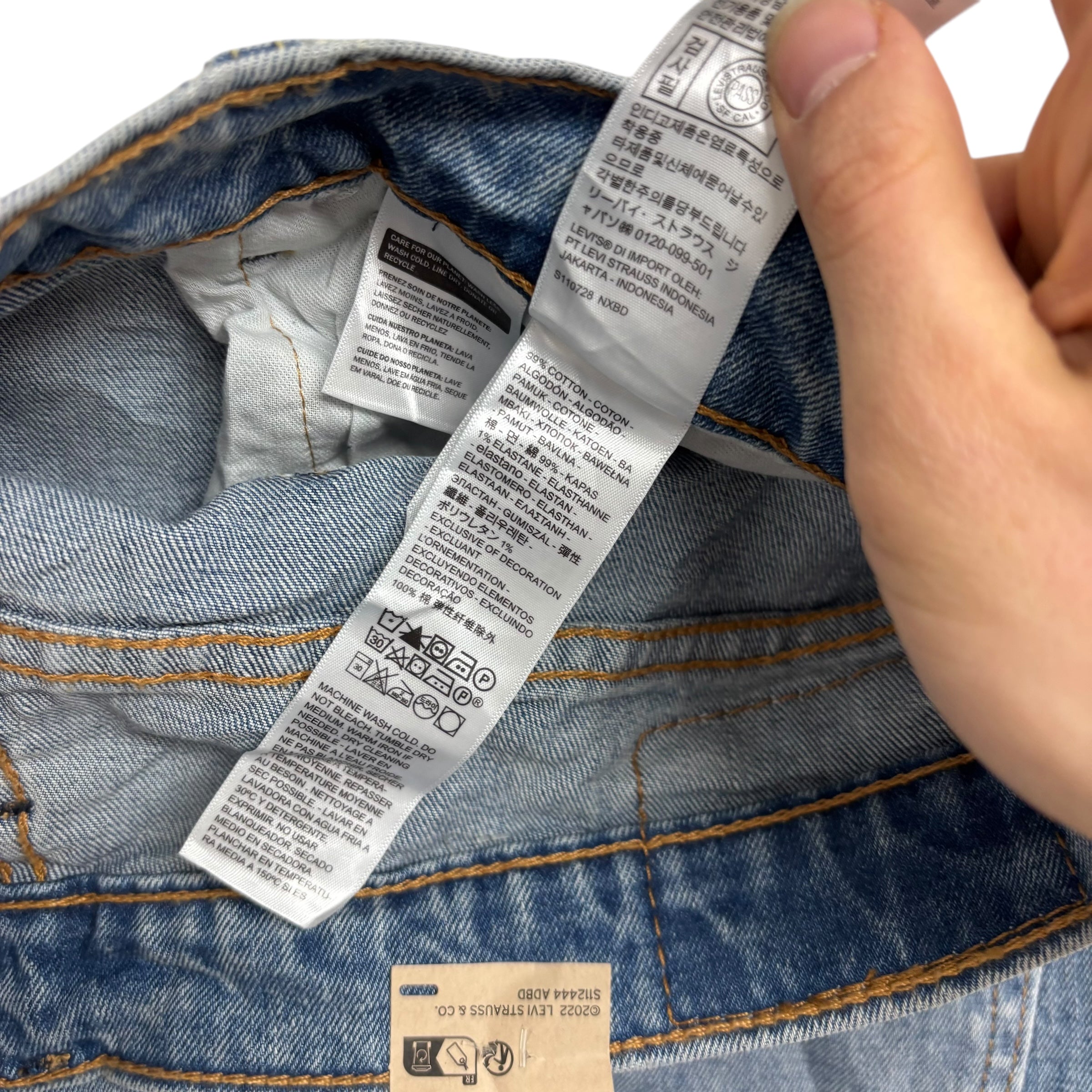 Levis 550 Jeans W36 L31 Mens Light Blue Relaxed Straight Fit Stretch Denim (E)