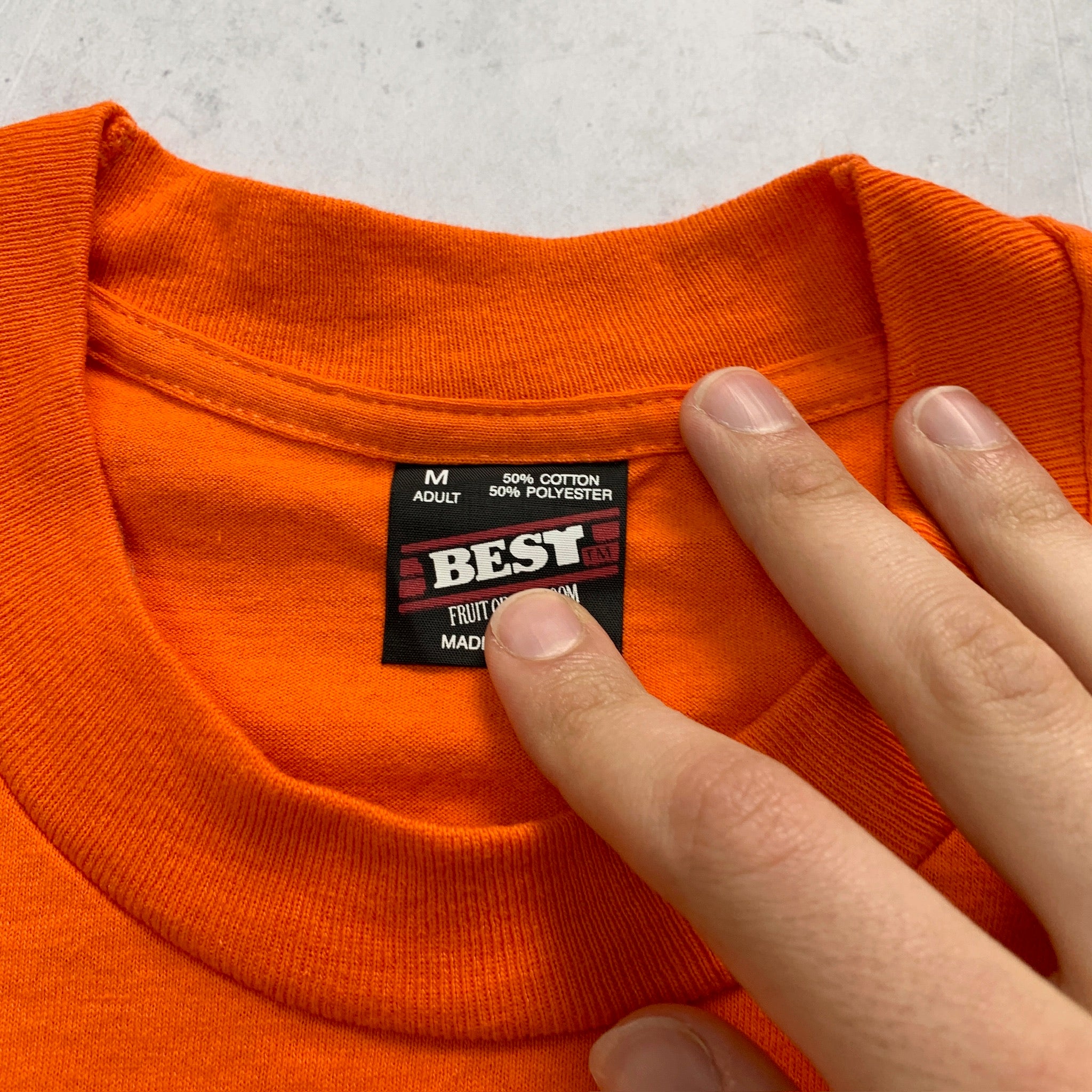 Vintage T Shirt Mens Medium Orange Single Stitch Graphic Print 90s USA (E)