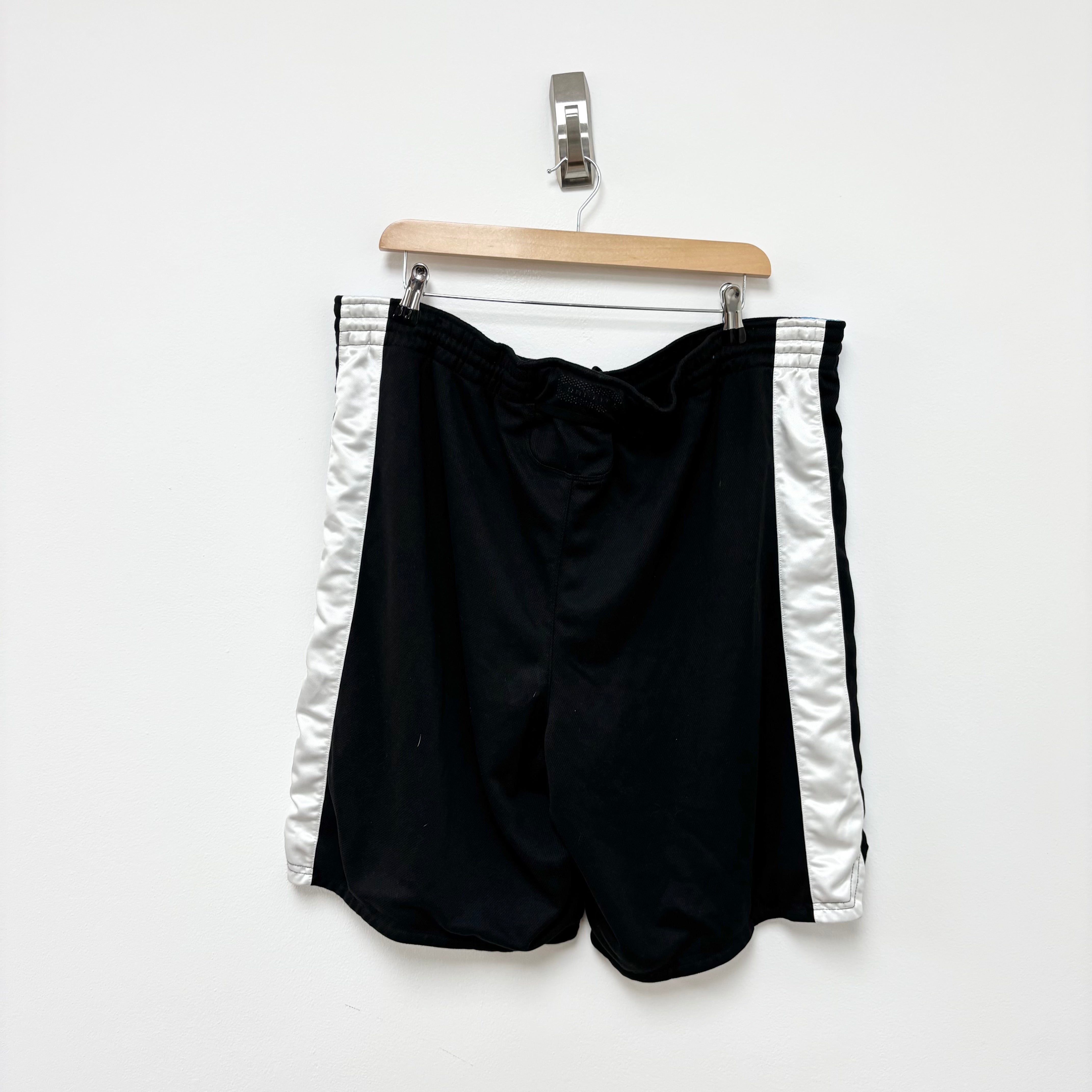 Nike Shorts Mens XL Black Dri Fit Running Sports Gym Y2K Vintage