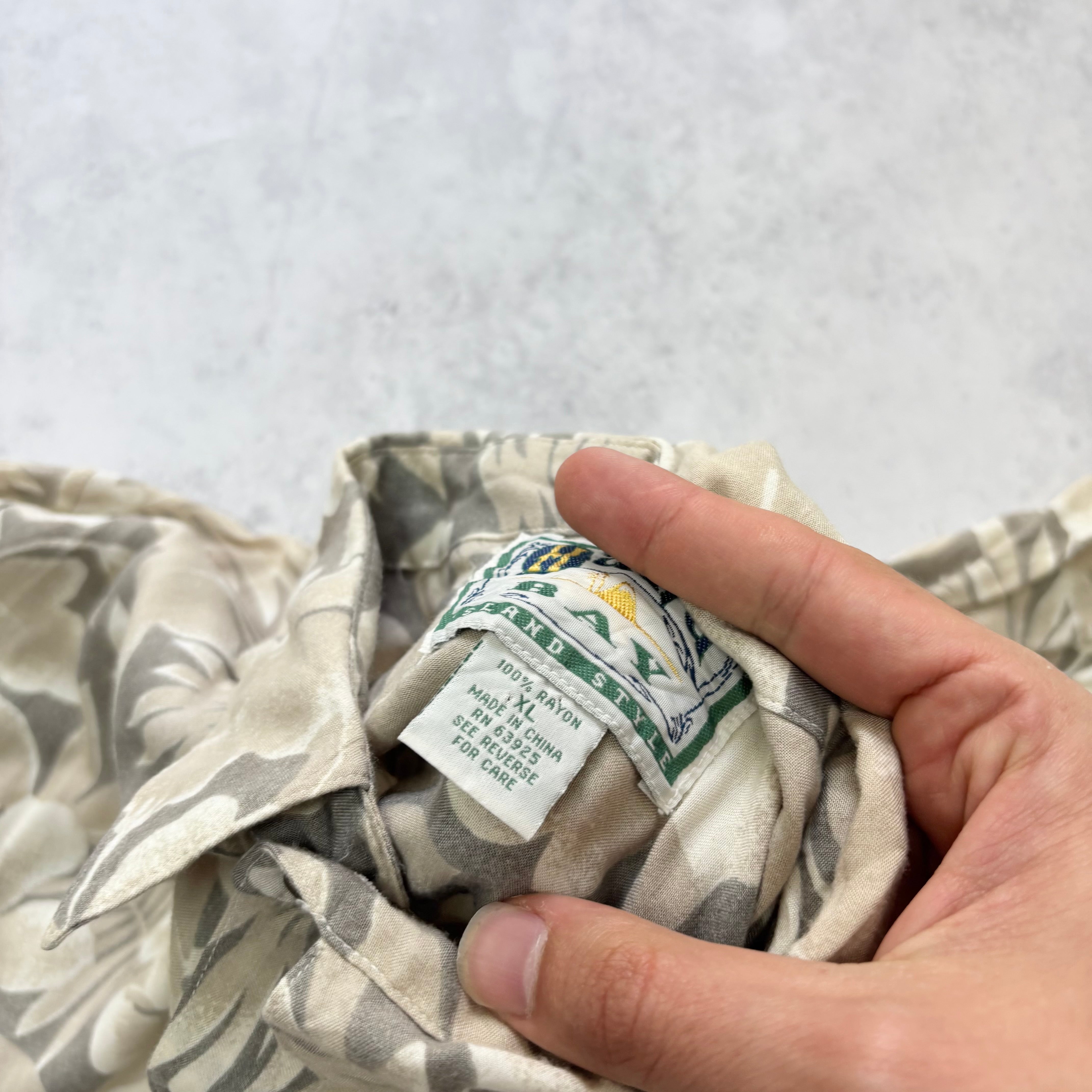 Vintage Hawaiian Shirt Mens XL Multi Floral Aloha Short Sleeve Rayon (E)