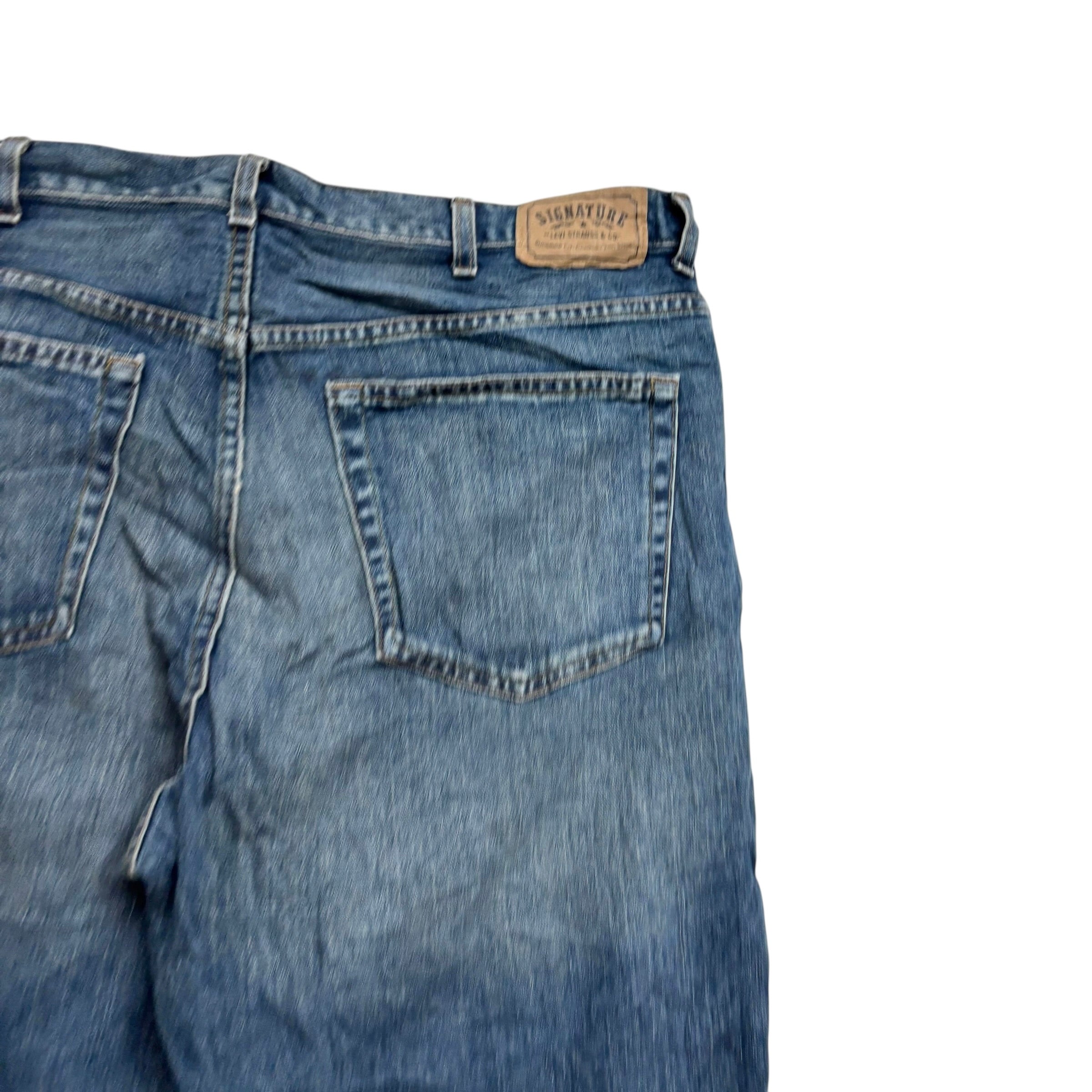 Levis Signature Jeans W40 L30 Mens Mid Blue Relaxed Straight Vintage Denim (E)
