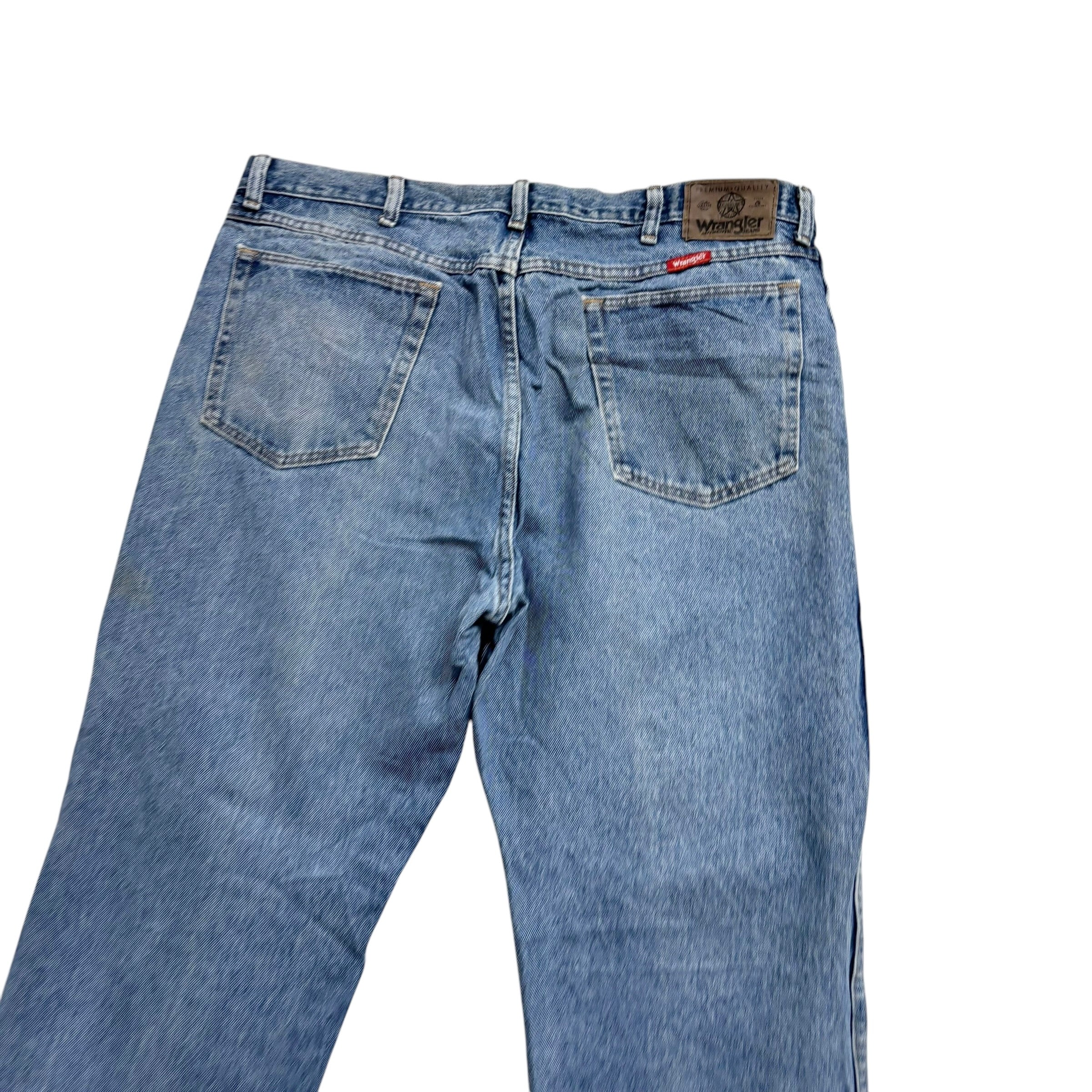 Wrangler Jeans W38 L32 Mens Regular Straight Light Blue USA Made Vintage Denim