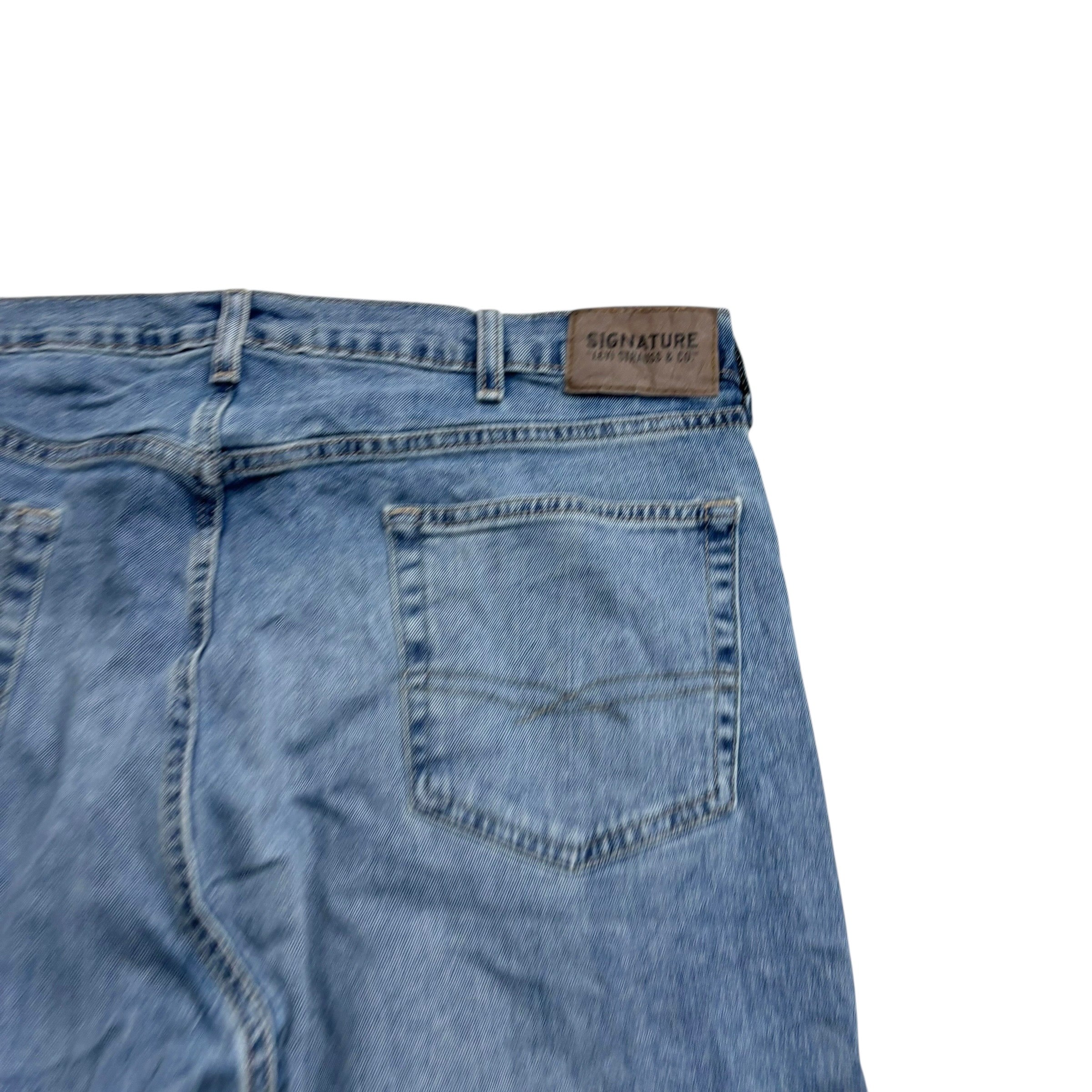Levis Signature Jeans W40 L32 Mens Light Blue Relaxed Straight Stretch Denim (E)