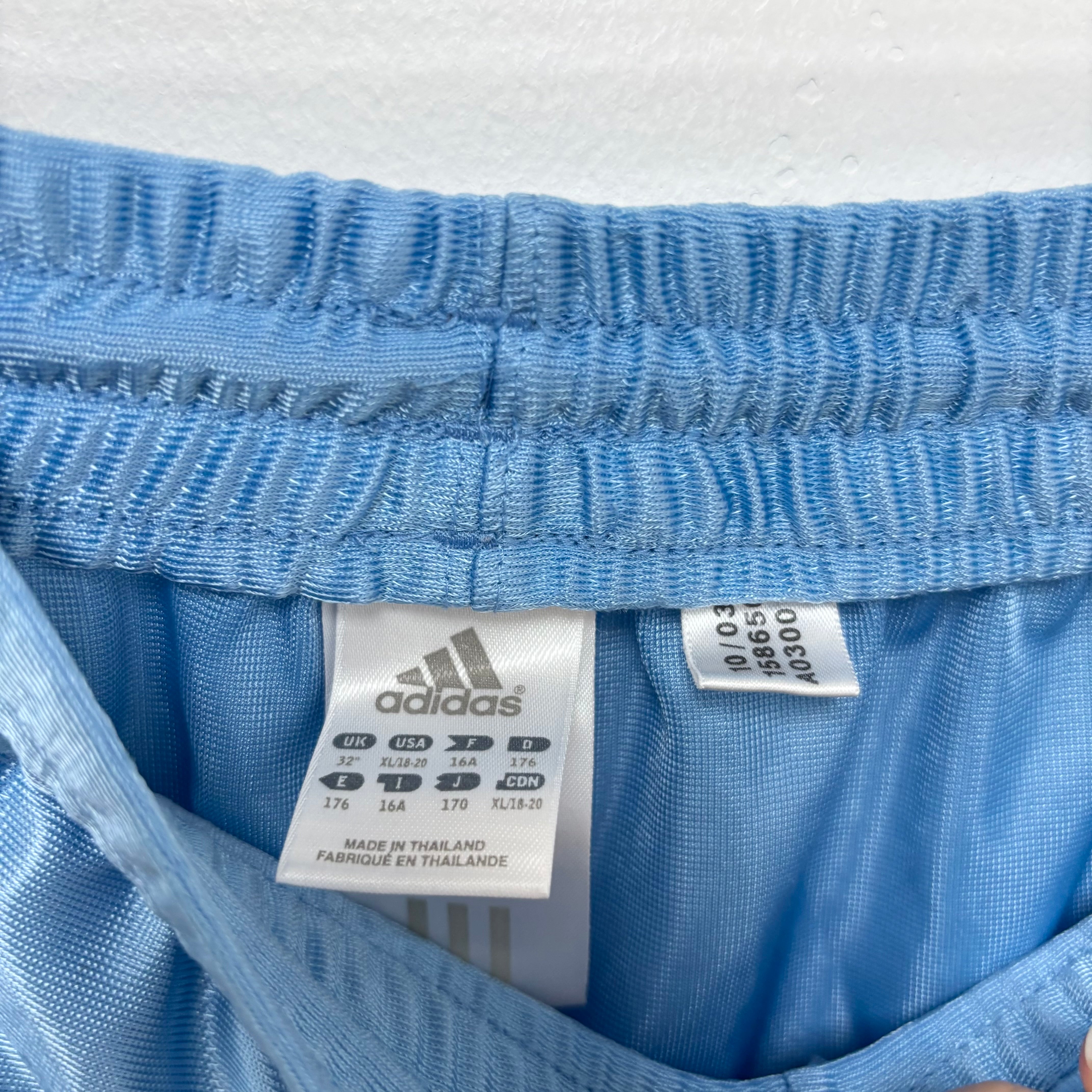 Adidas Shorts Womens XL Blue Sports Basketball Gym Athletic