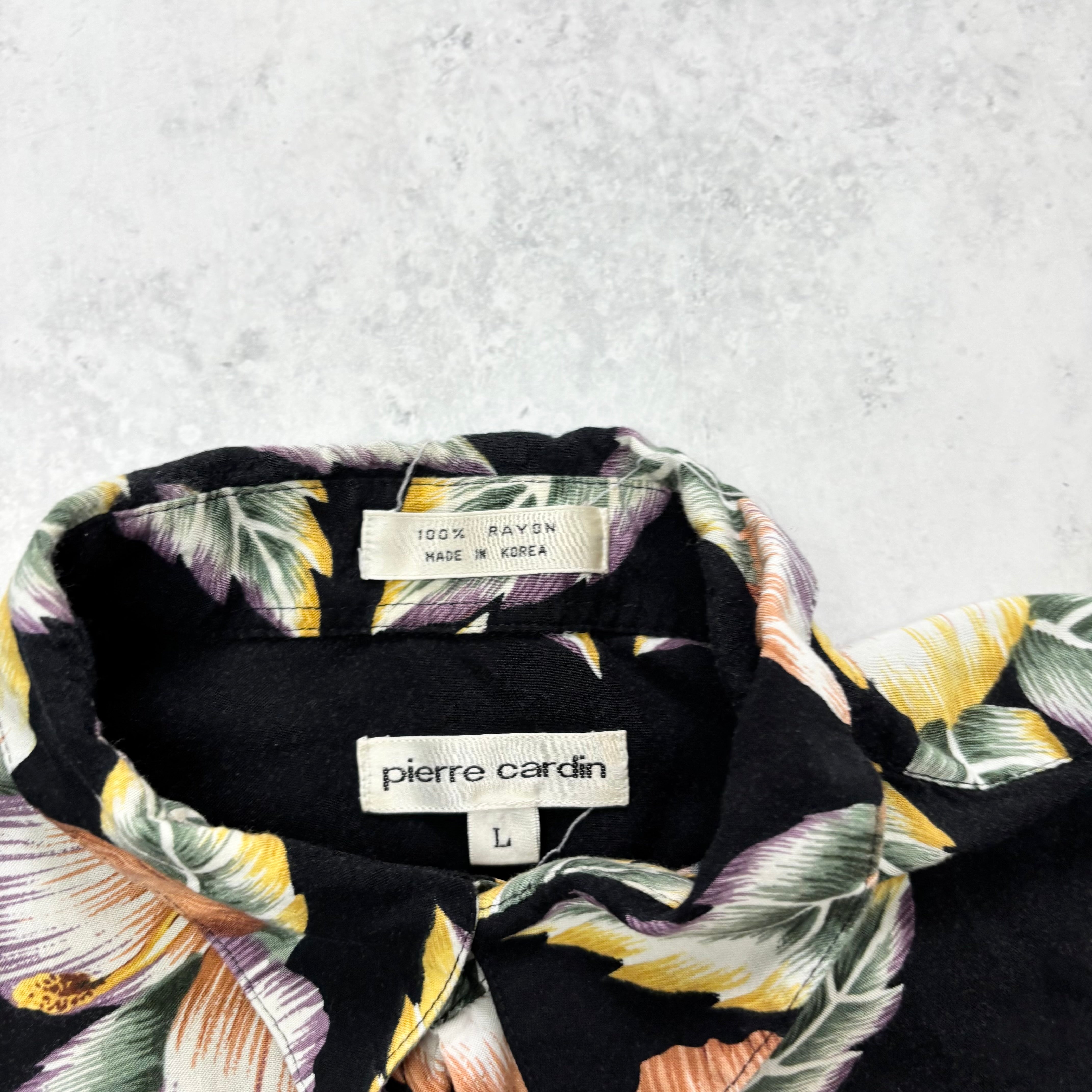 Vintage Hawaiian Shirt Mens Large Black Pierre Cardin Short Sleeve Rayon (E)