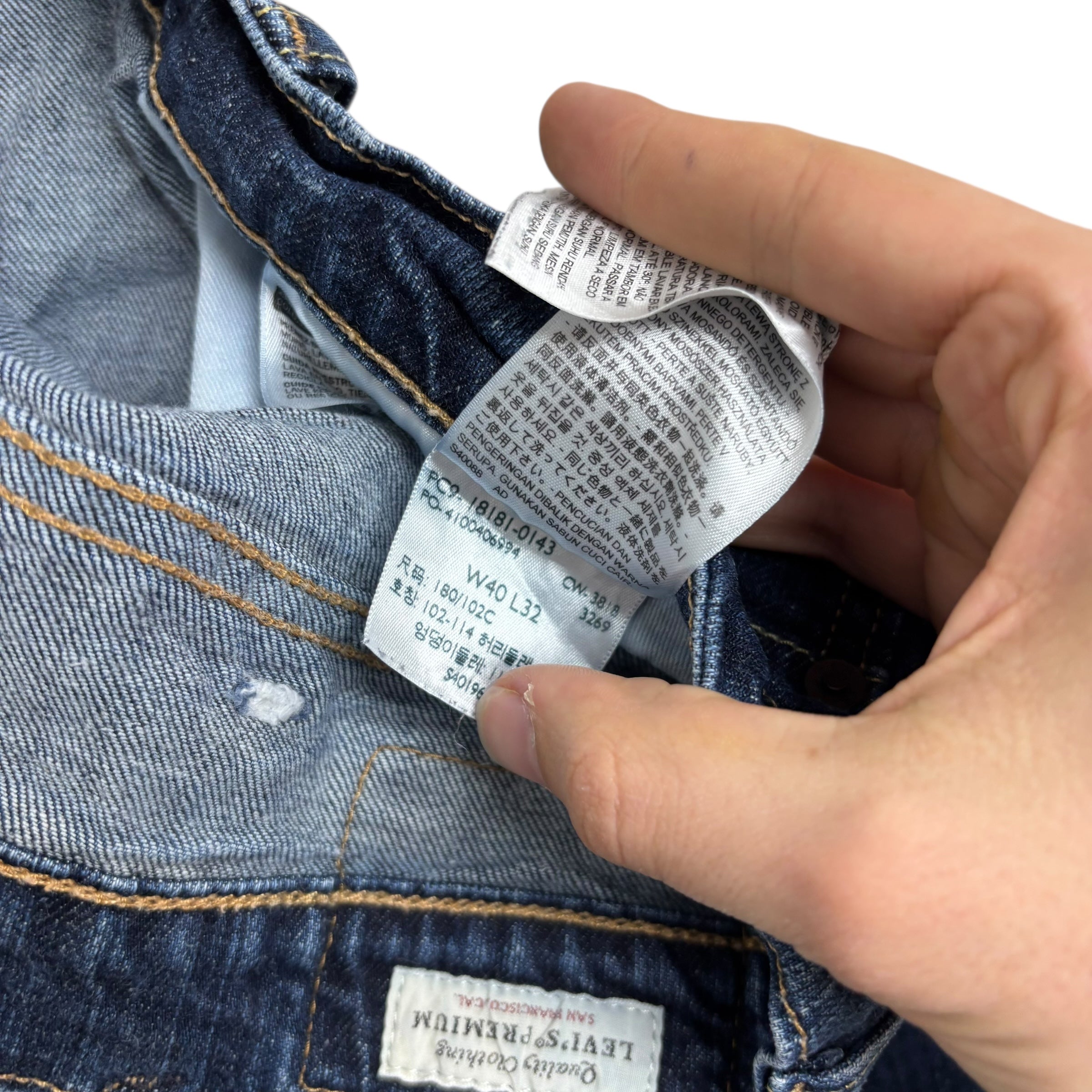 Levis 541 Jeans W40 L31 Mens Dark Blue Athletic Taper Fit Stretch Premium Denim