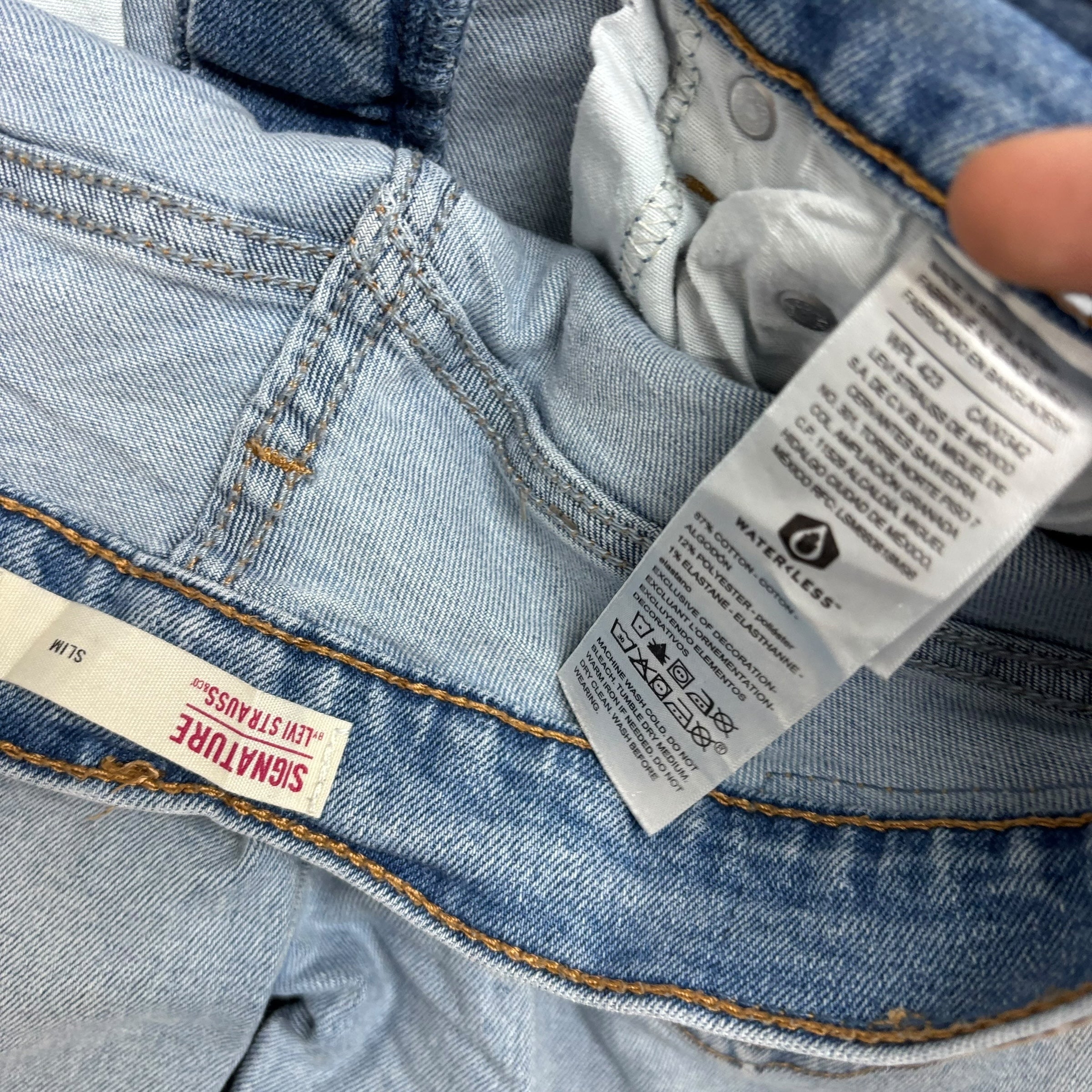 Levis Signature Jeans W30 L32 Mens Light Blue Slim Fit Stretch Denim