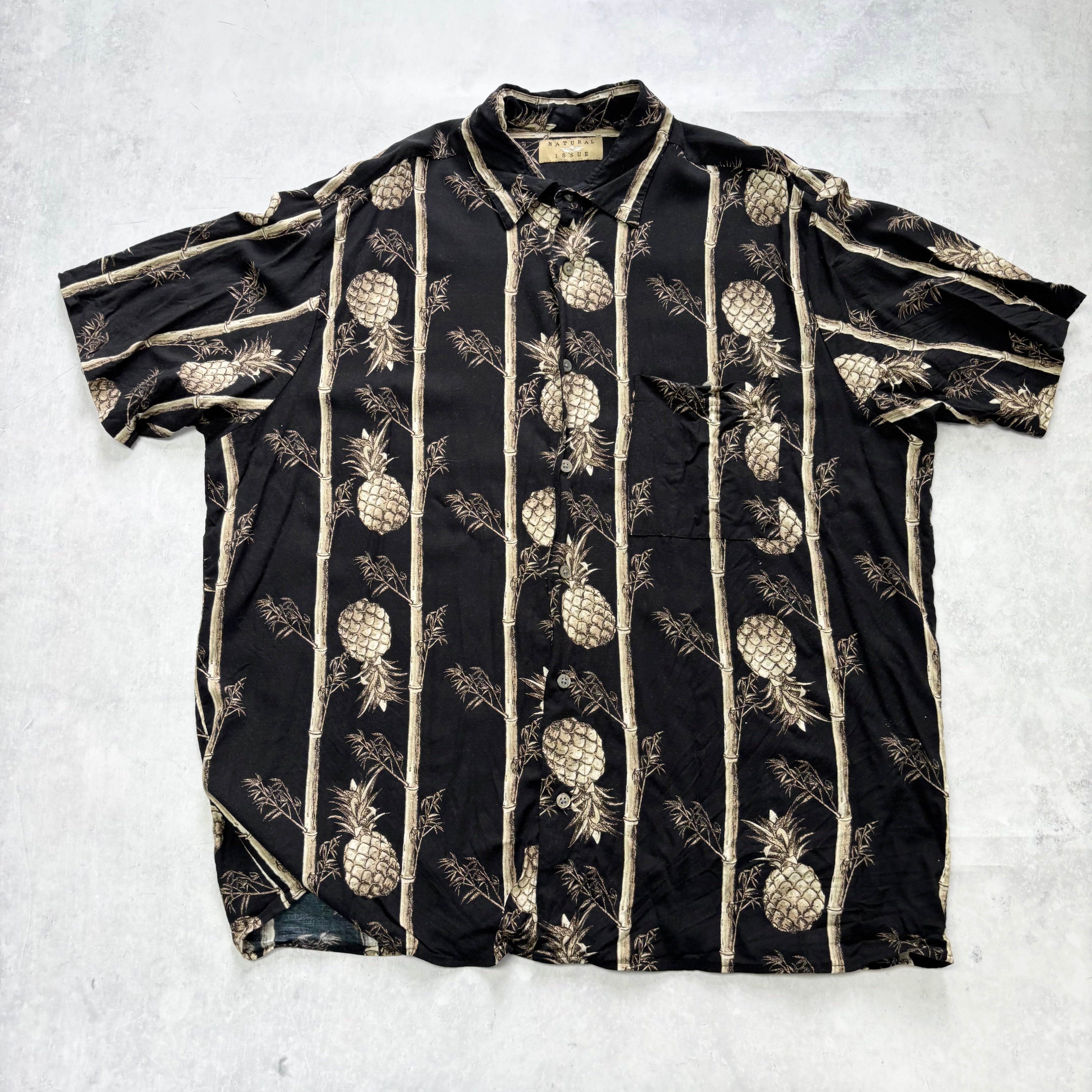 Vintage Hawaiian Shirt Mens Large Black Floral Aloha Short Sleeve Rayon (E)