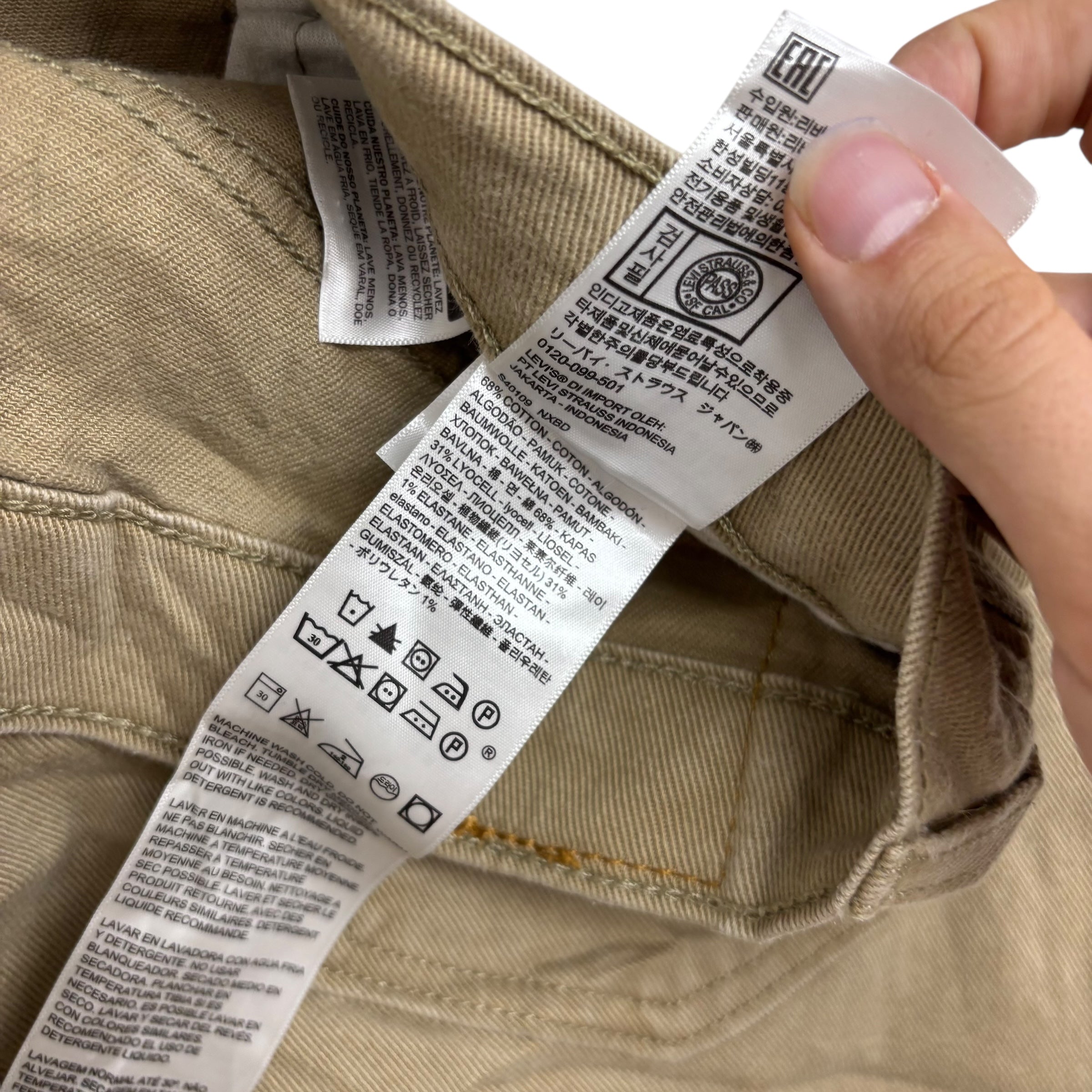 Levis 541 Trousers W36 L34 Mens Beige Athletic Tapered Fit Stretch Pants