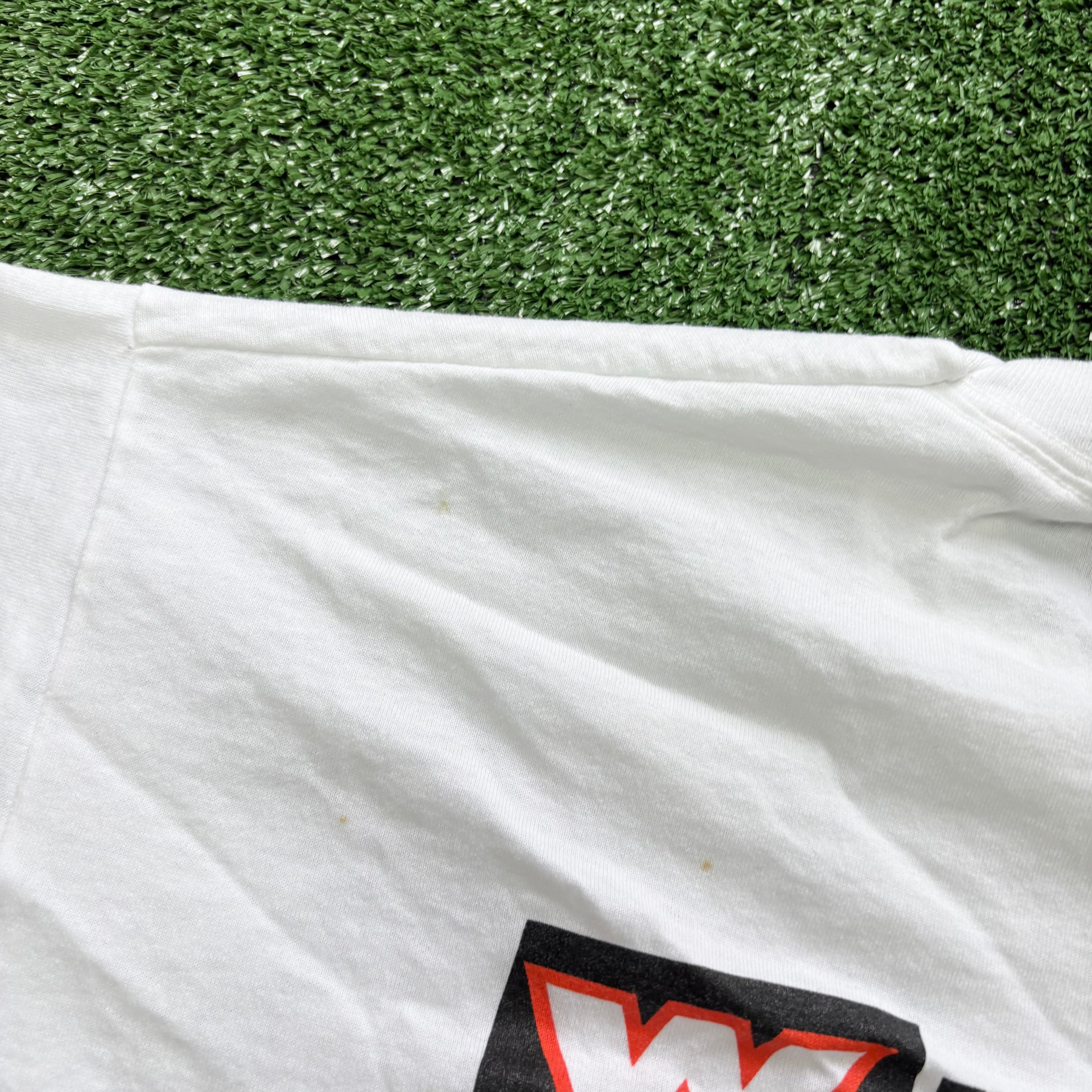 Vintage T Shirt Mens Medium White Single Stitch Graphic Print 90s USA