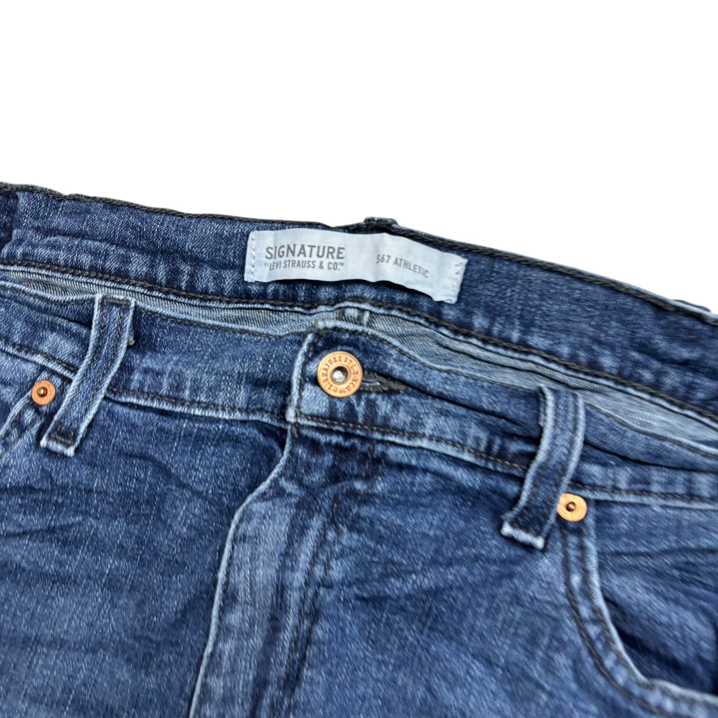 Levis Signature Jeans W38 L32 Mens Navy Blue Athletic Tapered Fit Stretch (E)