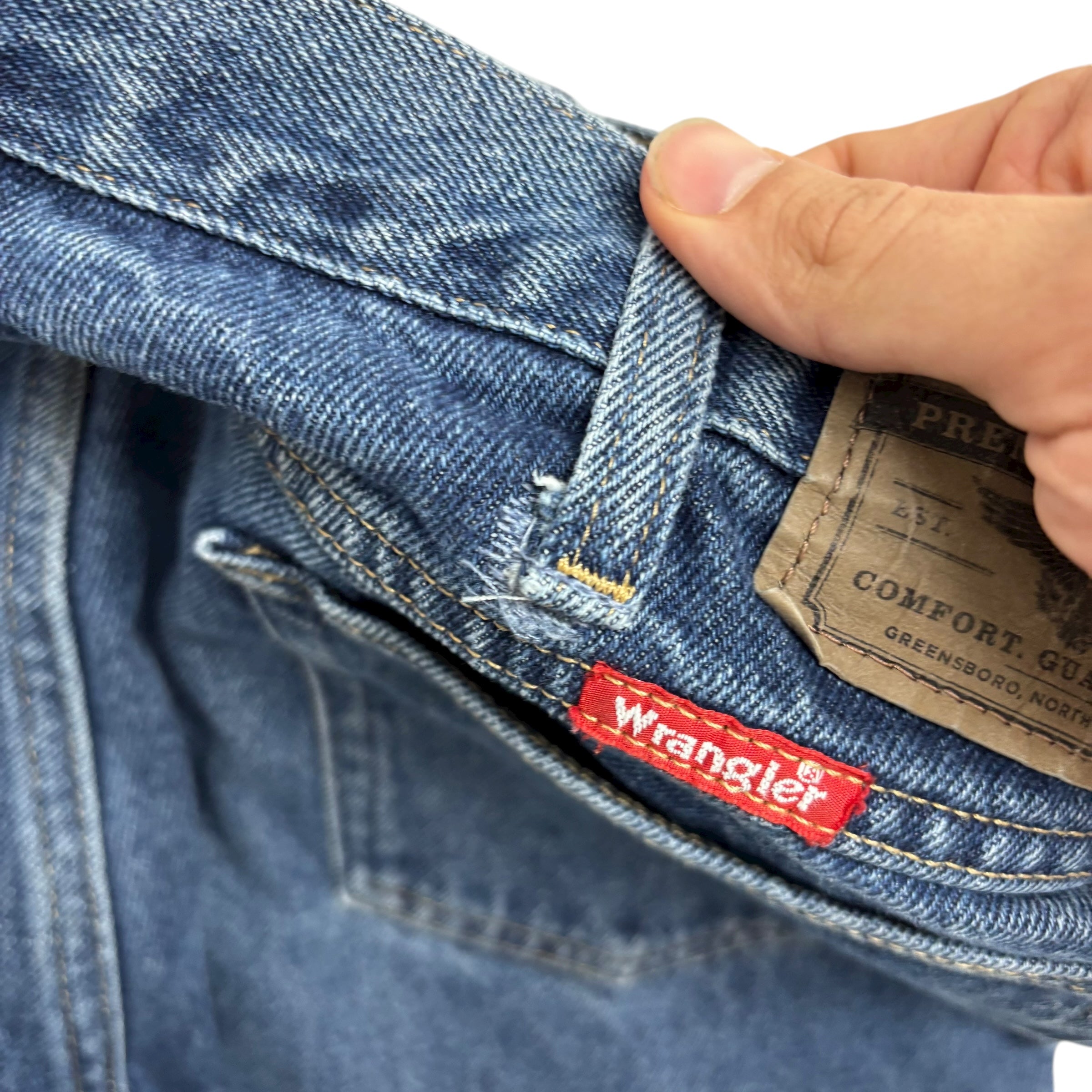 Wrangler Jeans W38 L29 Mens Mid Blue Relaxed Straight Fit Denim