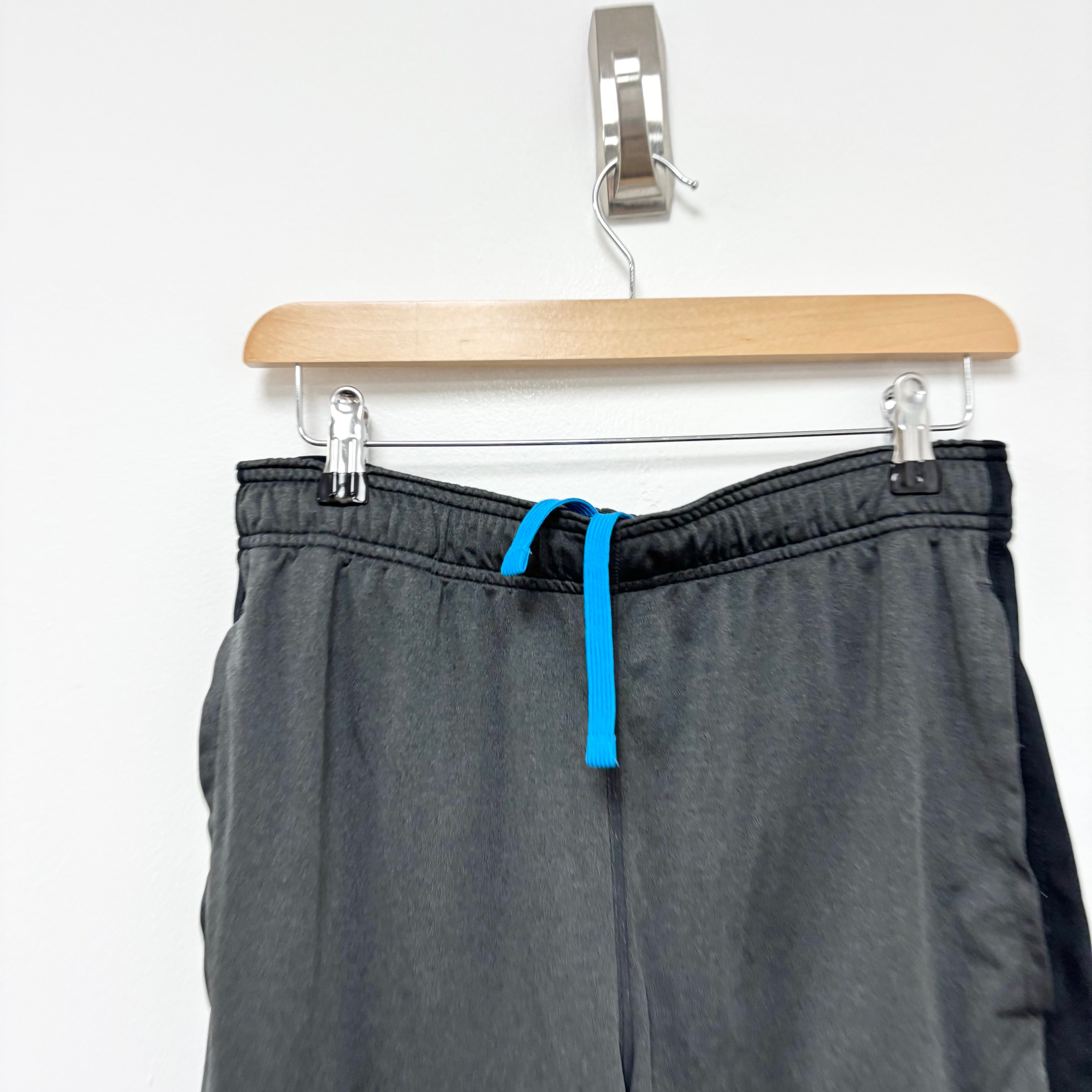 Nike Shorts Mens Small Grey Dri Fit Running Sports Gym Athletic Pockets (E)