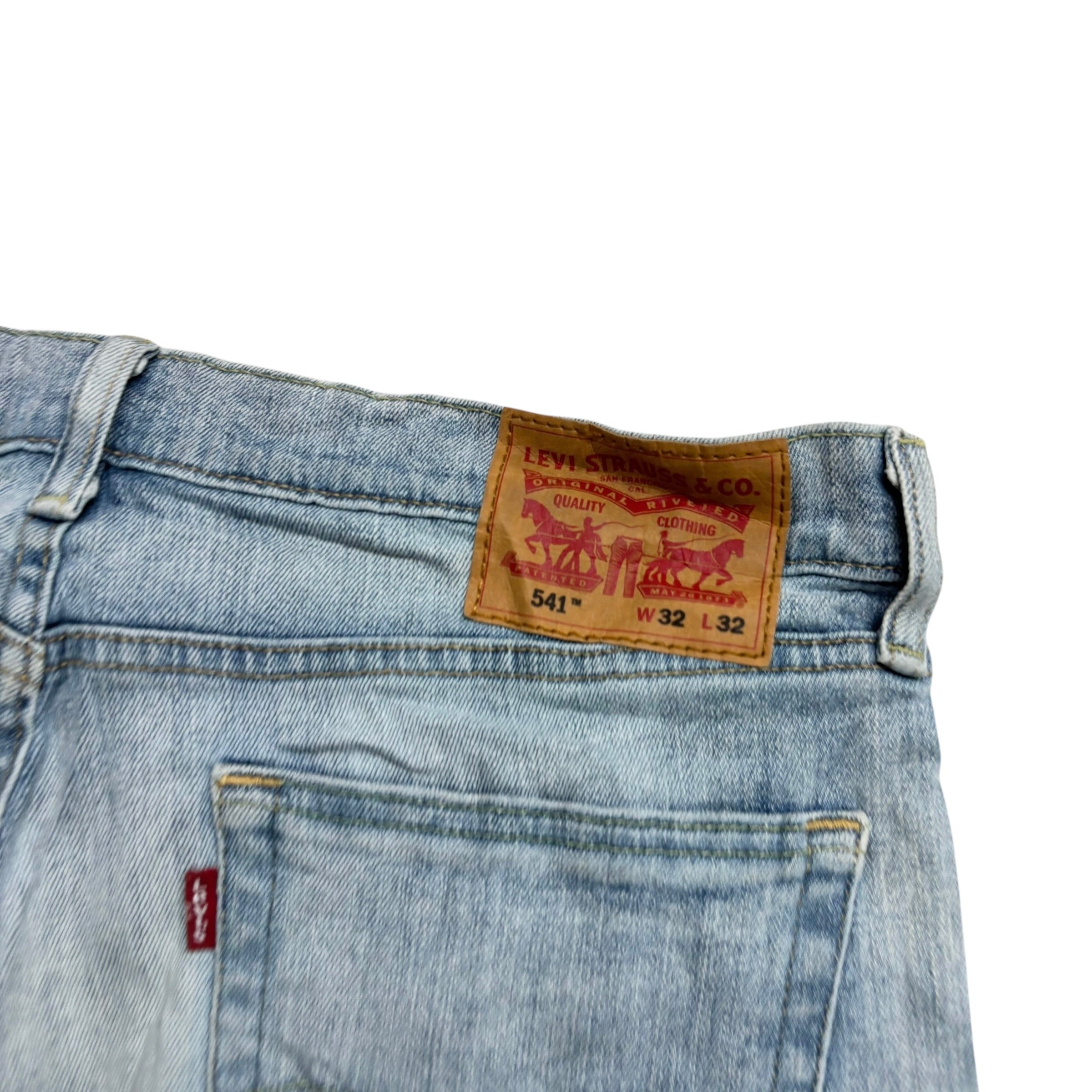 Levis 541 Jeans W32 L32 Mens Light Blue Athletic Tapered Fit Stretch Denim