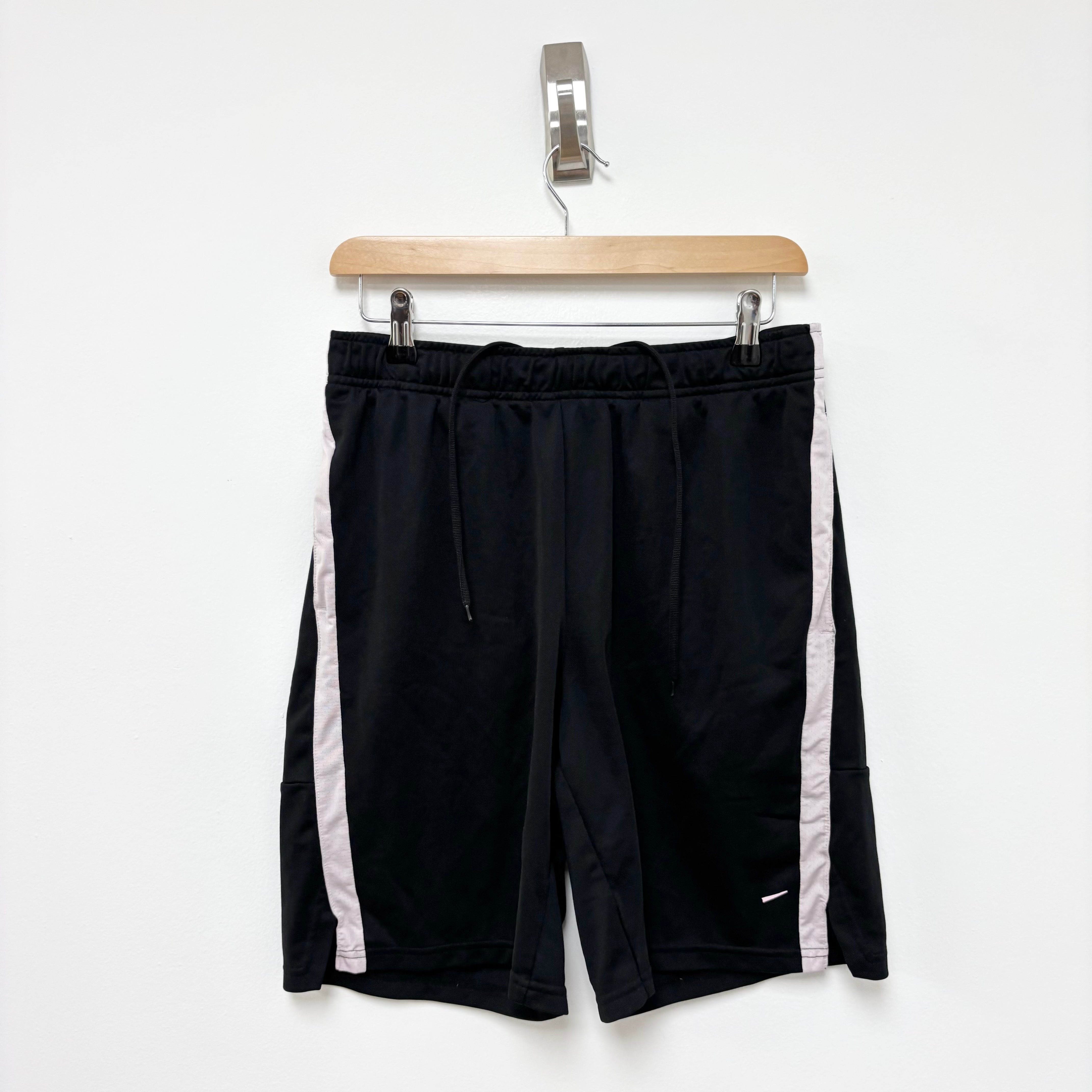 Nike Shorts Mens Medium Black Dri Fit Running Sports Gym Athletic Pockets