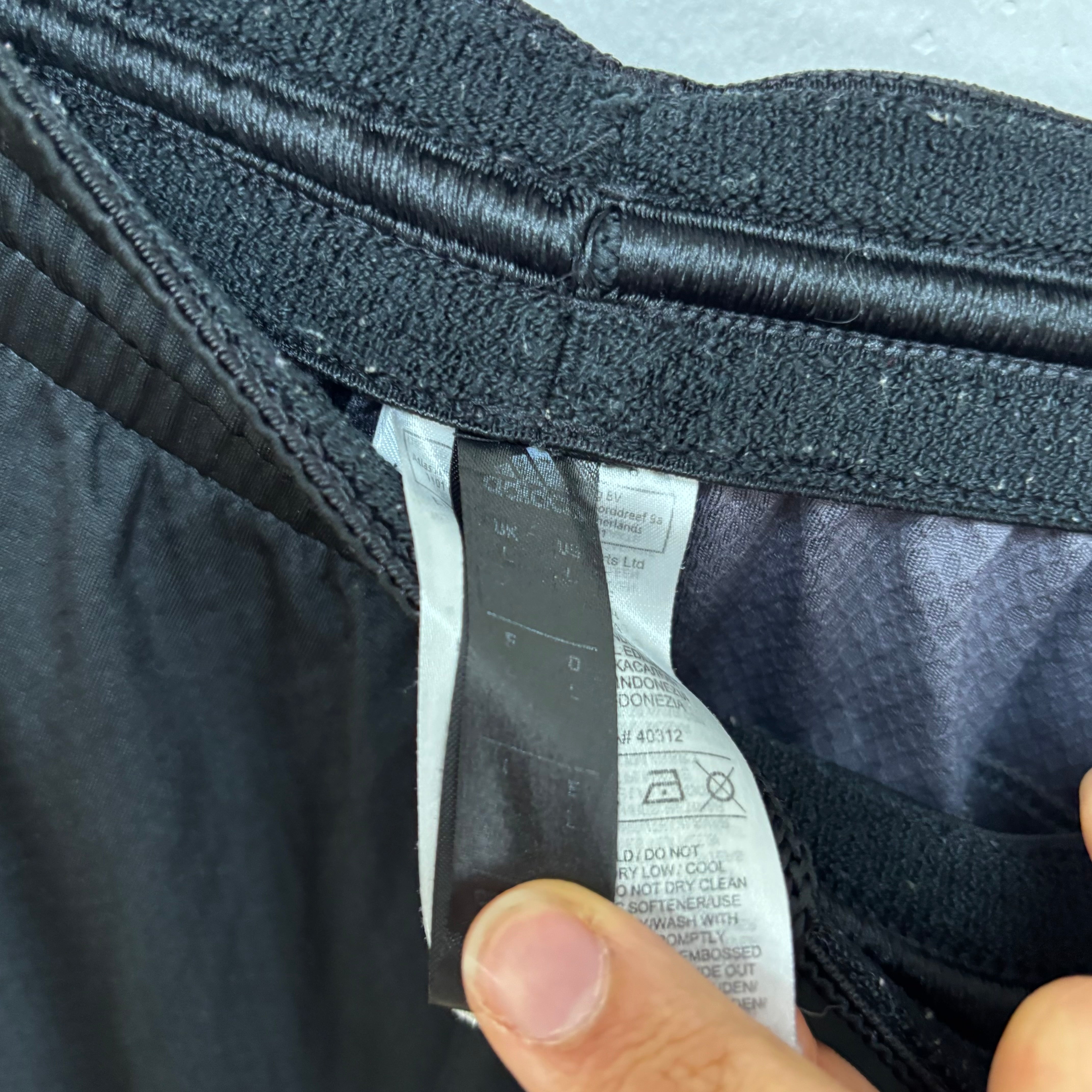 Adidas Shorts Mens Large Black Sports Running Gym Athletic Pockets (E)