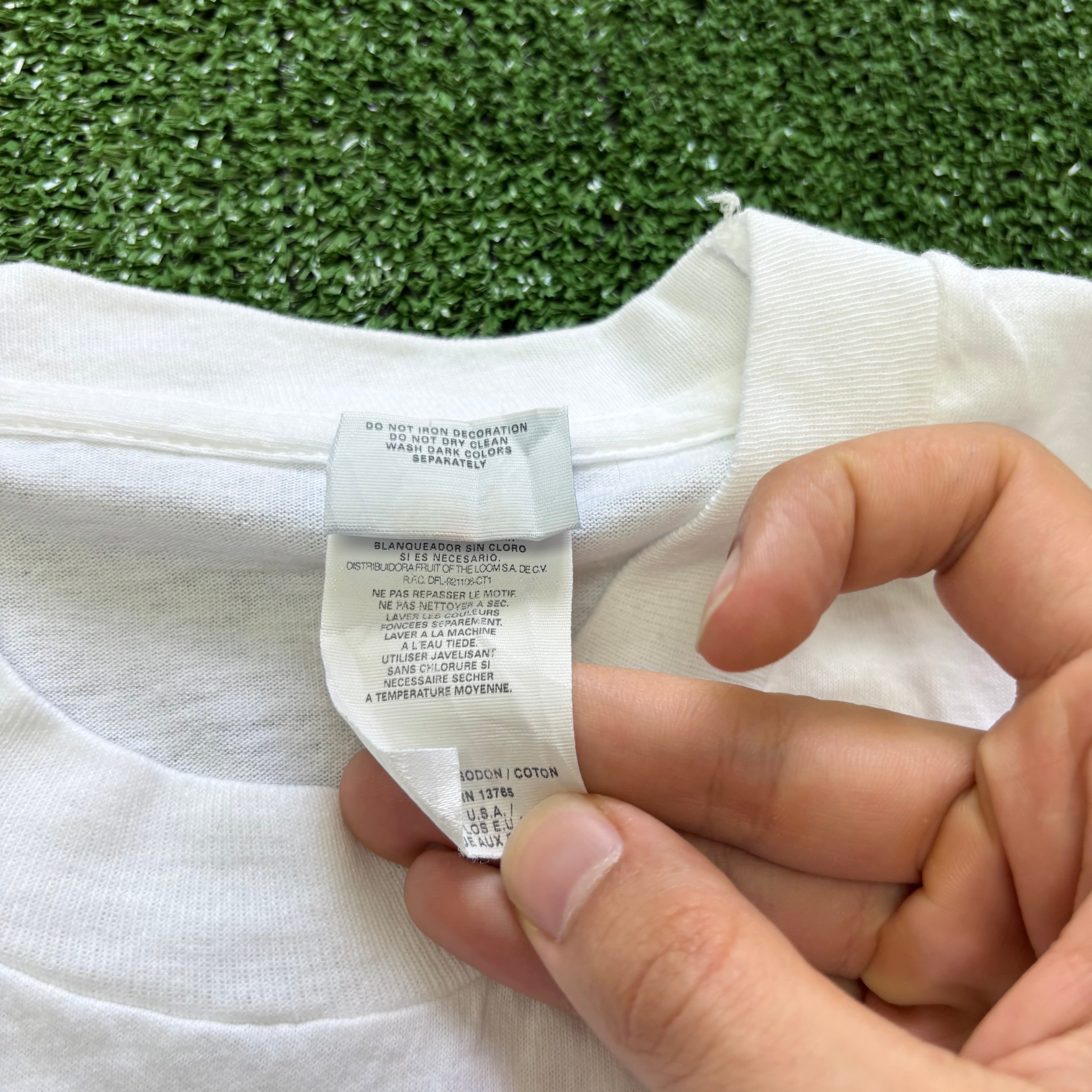 Vintage T Shirt Mens XL White Single Stitch Graphic Print 90s USA (E)