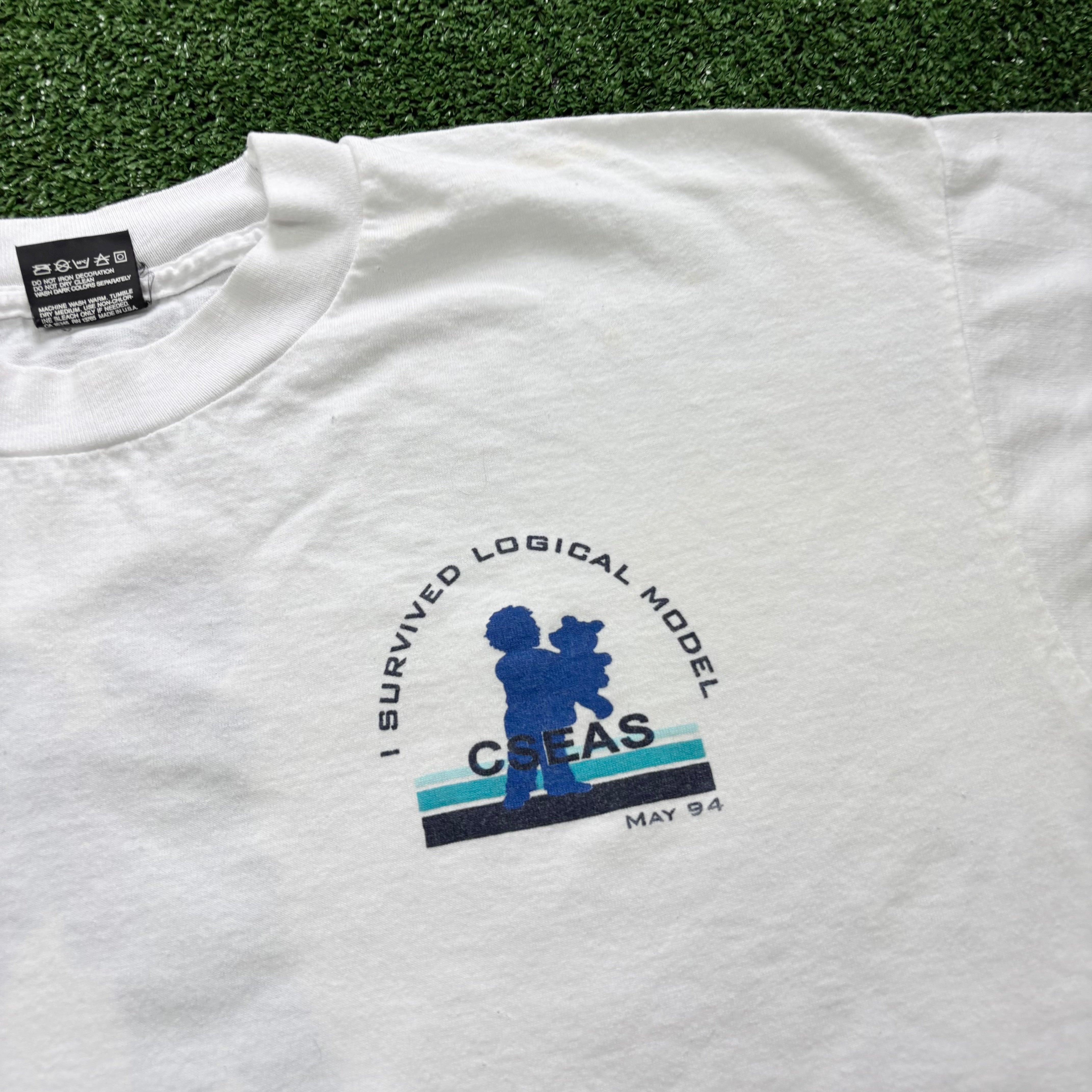 Vintage T Shirt Mens XL White Single Stitch Graphic Print 90s (F)