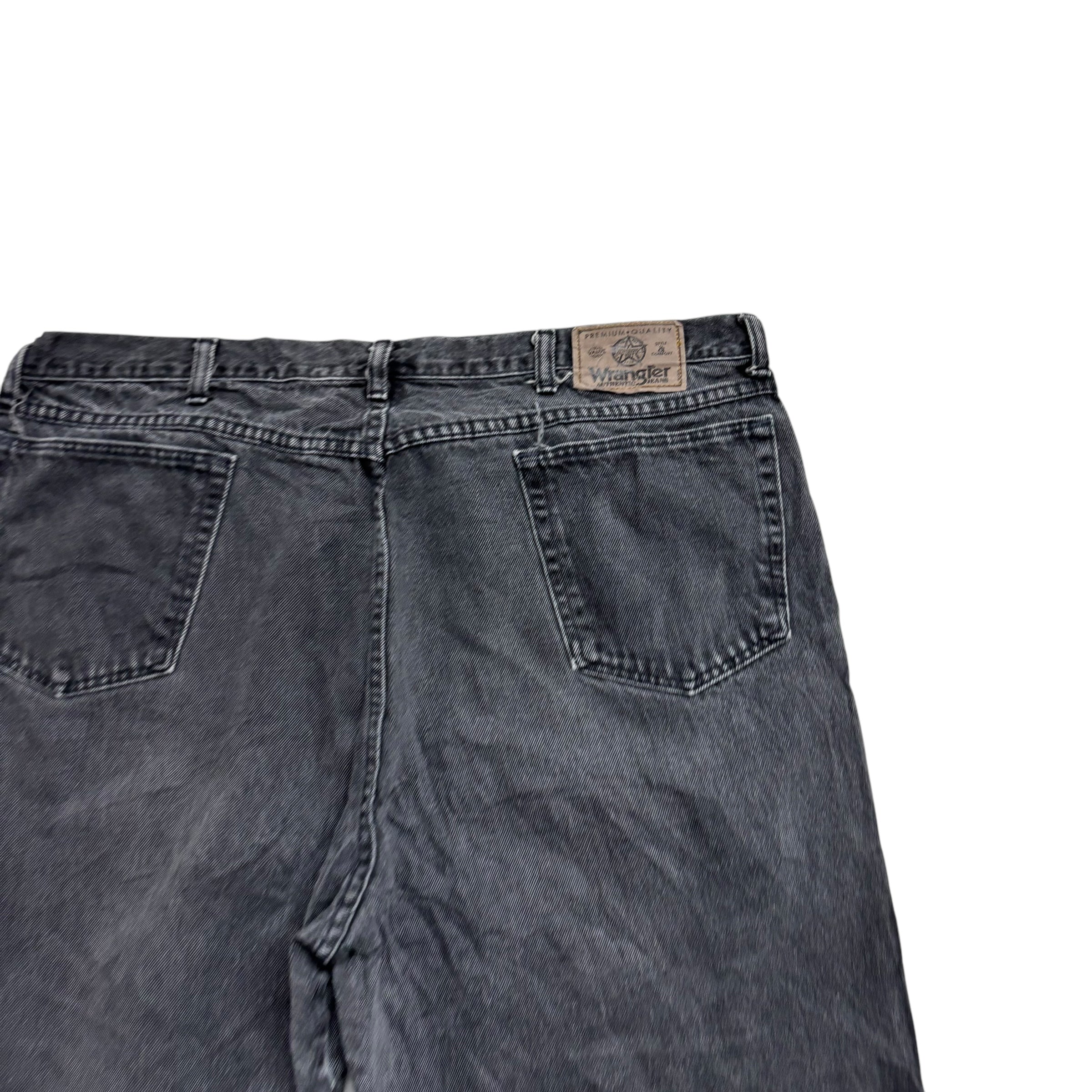 Wrangler Jeans W40 L30 Mens Black Relaxed Tapered Fit Vintage Denim (E)