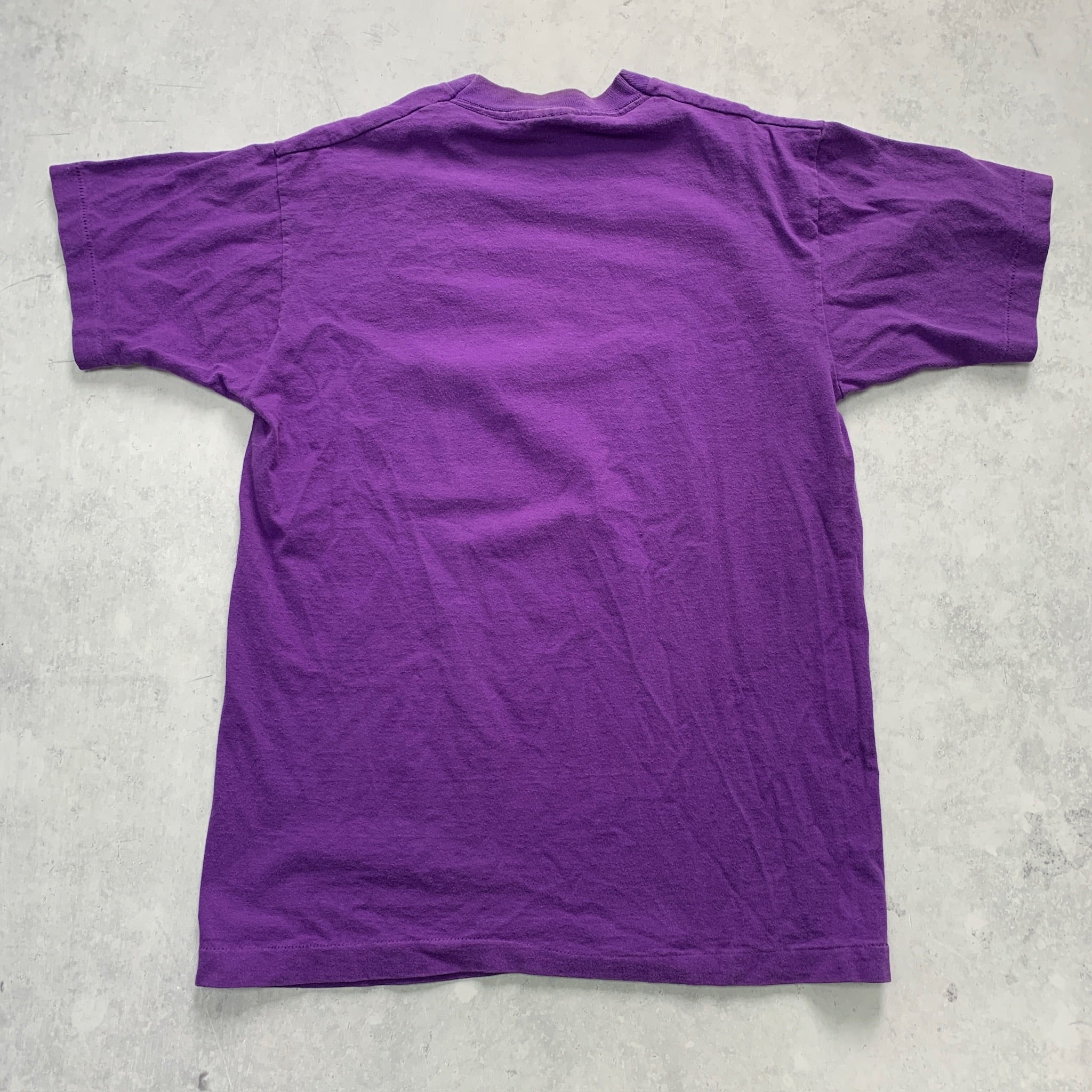 Vintage T Shirt Mens Medium Purple Single Stitch Graphic Print 90s (F)