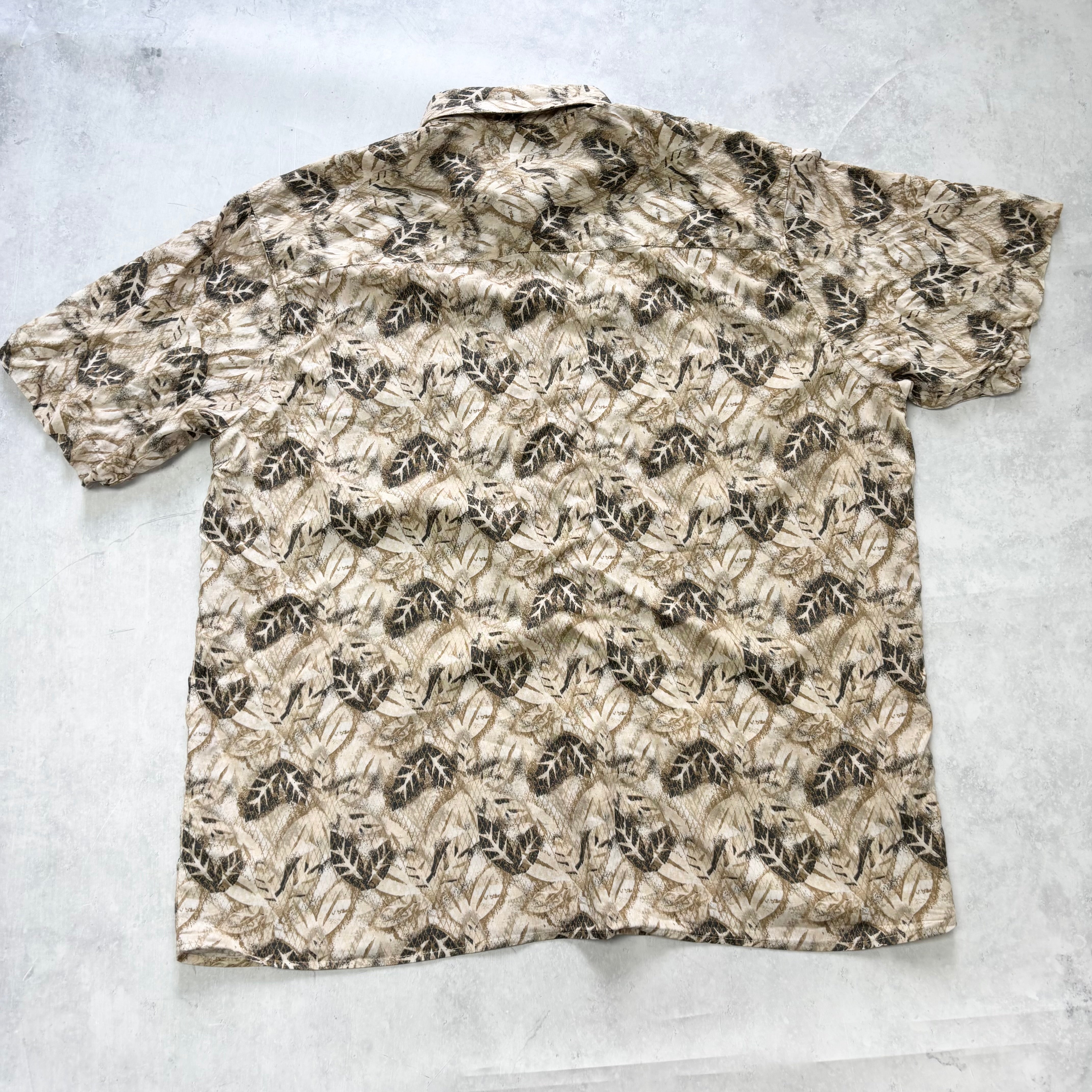 Vintage Hawaiian Shirt Mens XL Tan Floral Aloha Short Sleeve Rayon (E)