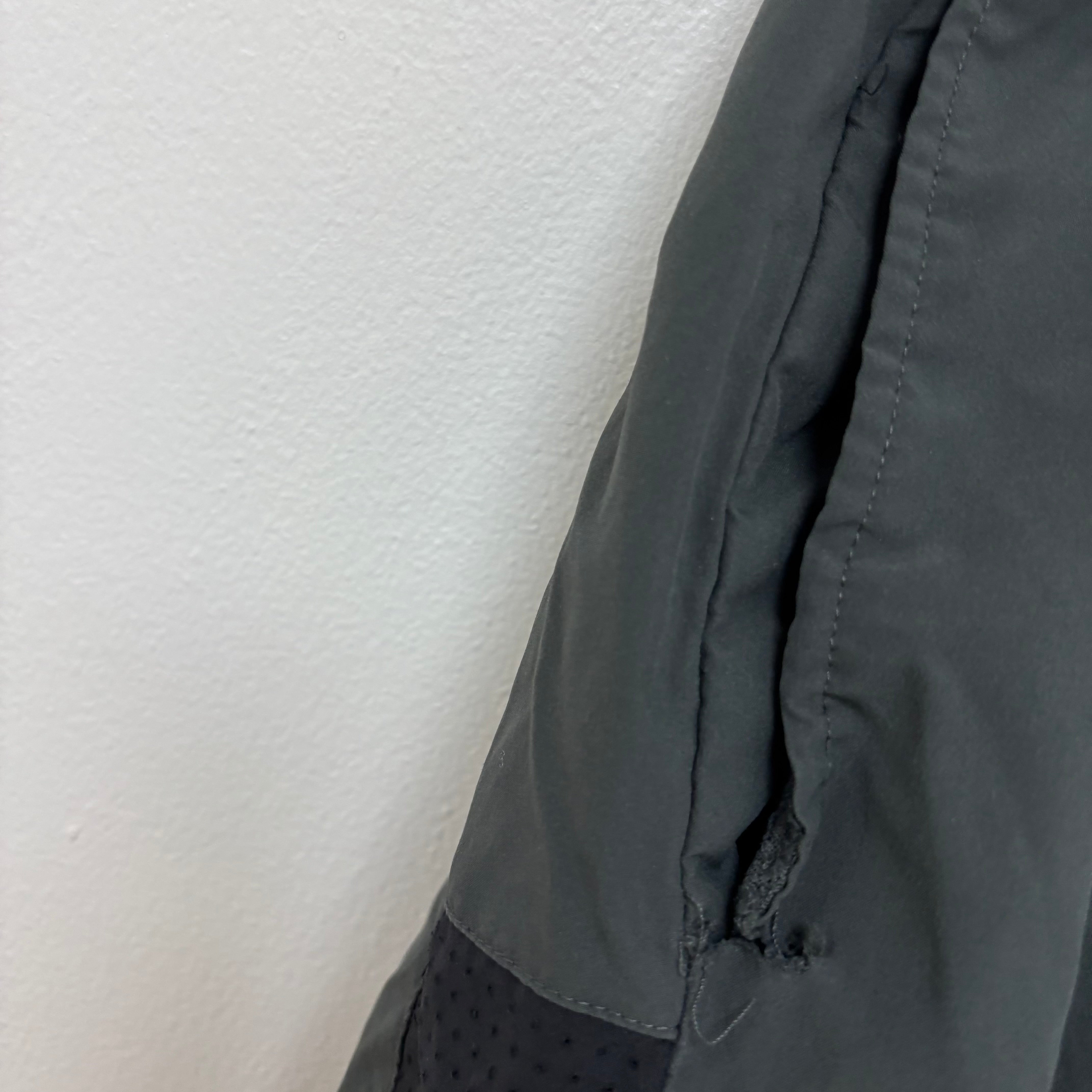 Nike Shorts Mens Large Grey Sports Running Gym Athletic Pockets Dri Fit