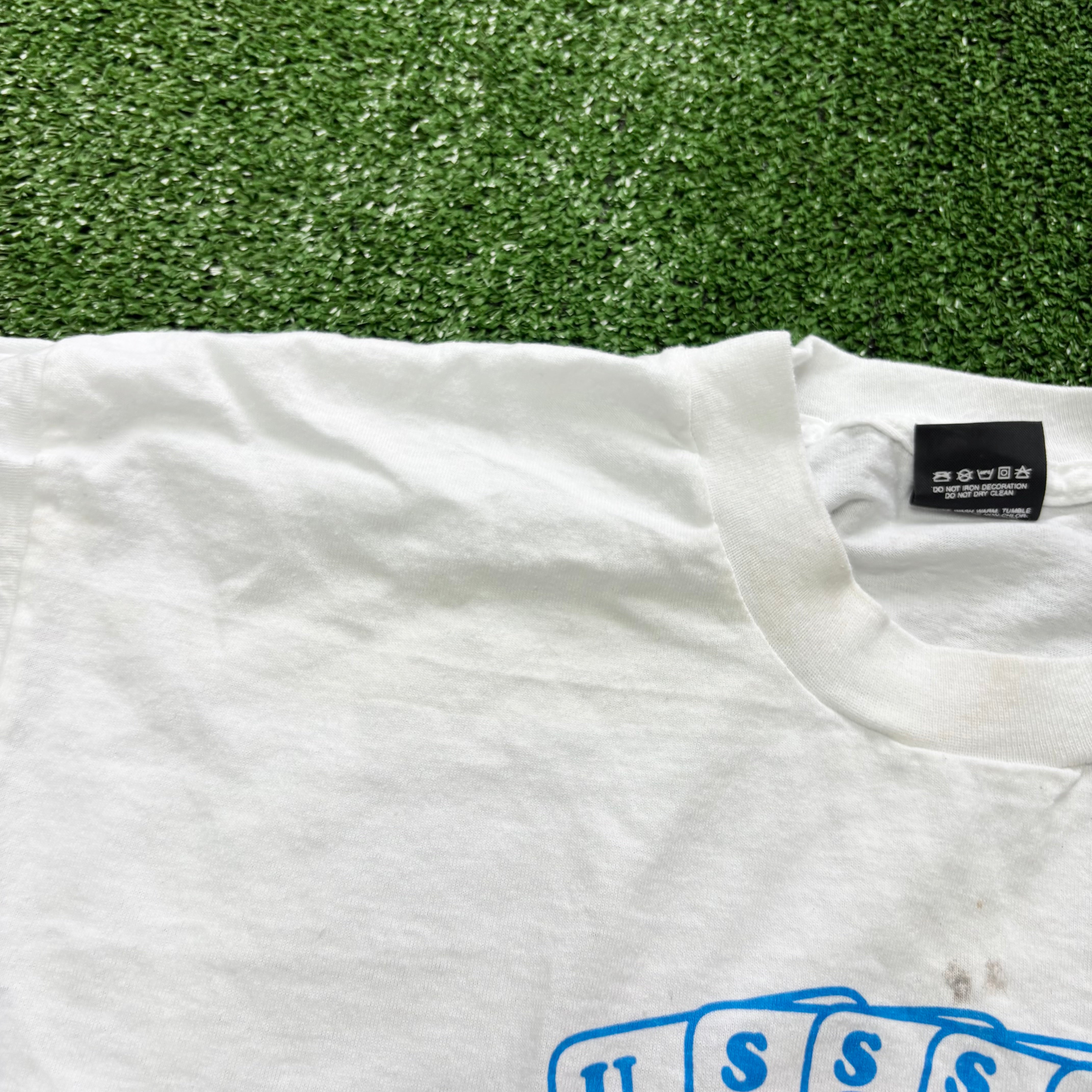 Vintage T Shirt Mens Large White Single Stitch Graphic Print 90s USA (F)