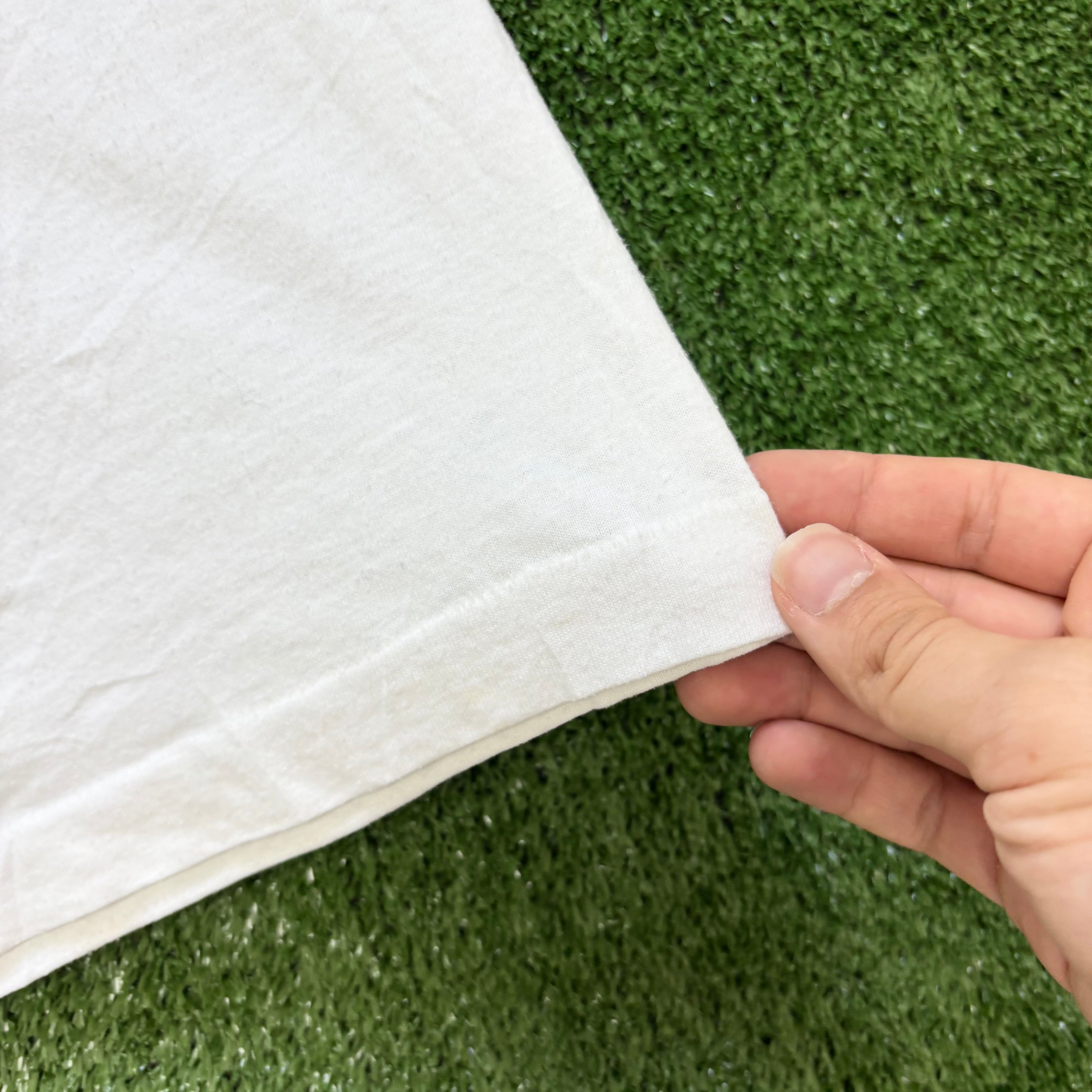 Vintage T Shirt Mens Medium White Single Stitch Graphic Print 90s Flowers (F)