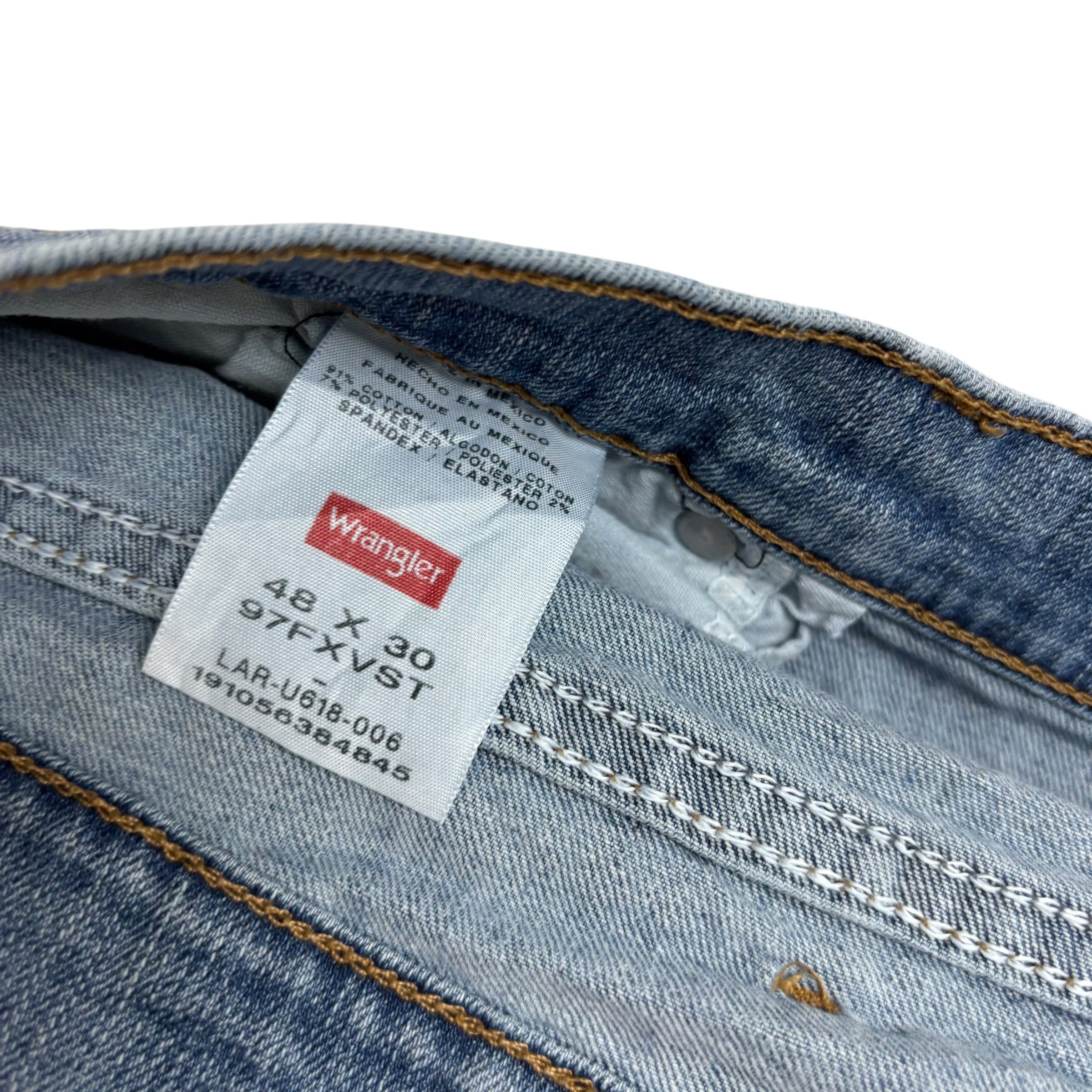 Wrangler Jeans W48 L30 Mens Light Blue Relaxed Straight Fit Stretch Denim