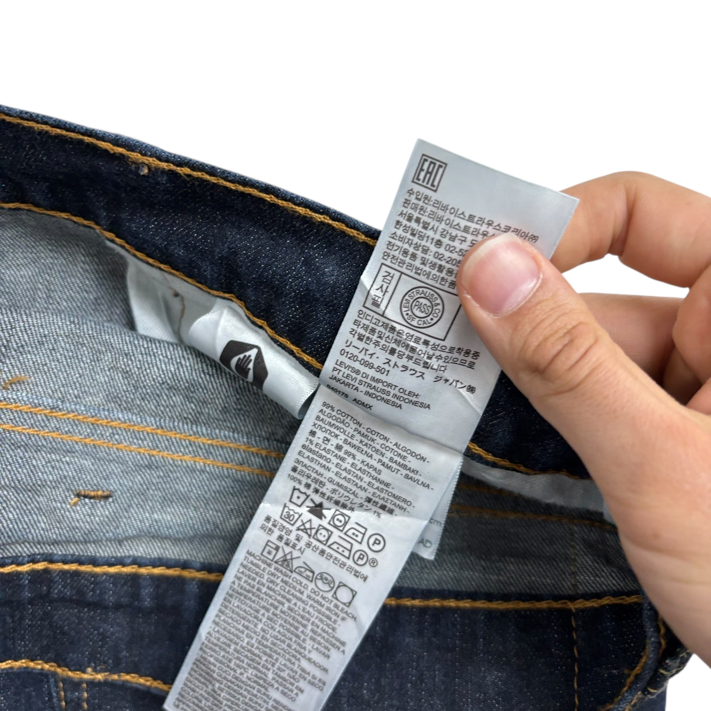 Levis 541 Jeans W50 L32 Mens Dark Blue Athletic Tapered Fit Stretch Denim (E)