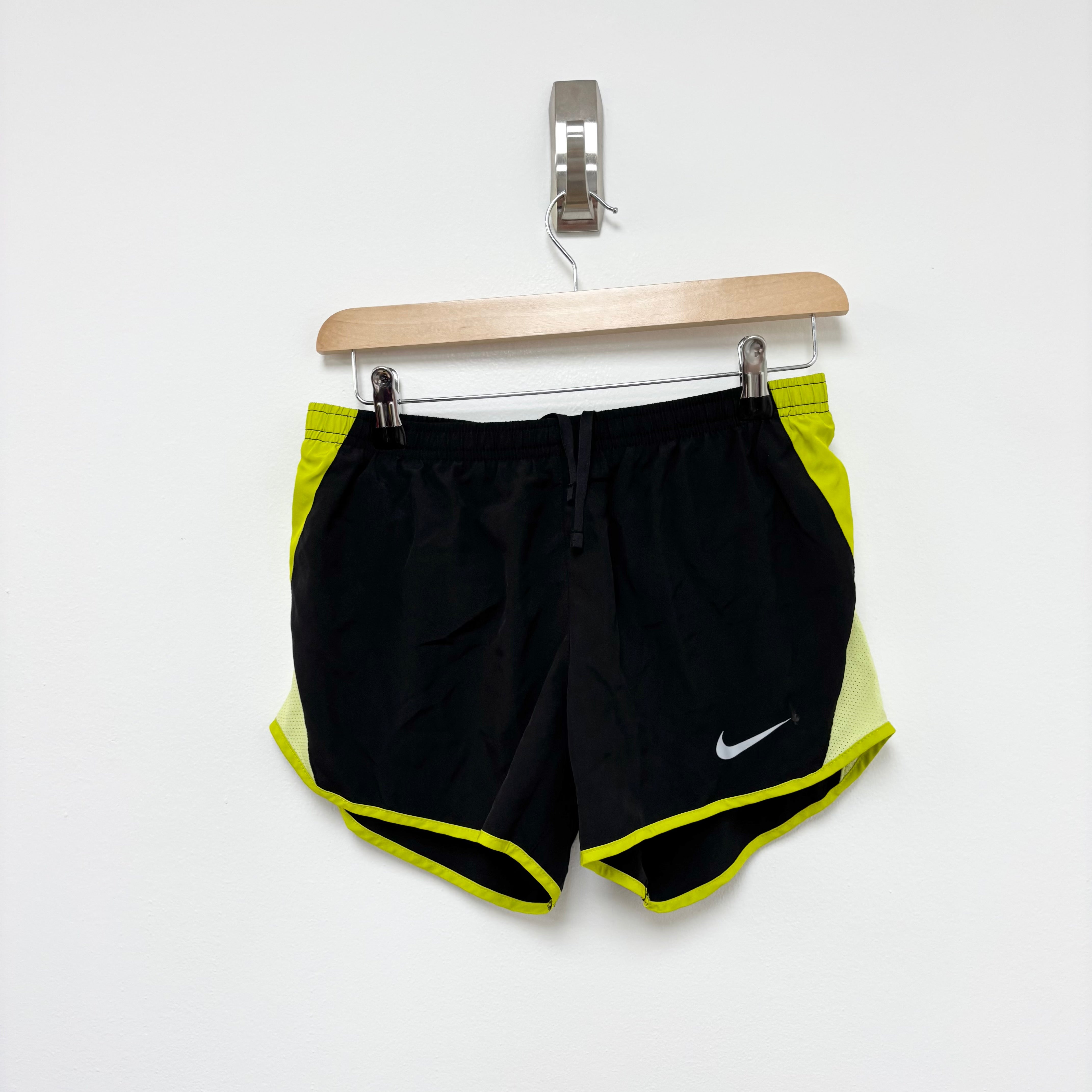 Nike Shorts Womens Small Black Dri Fit Running Sports Gym Athletic