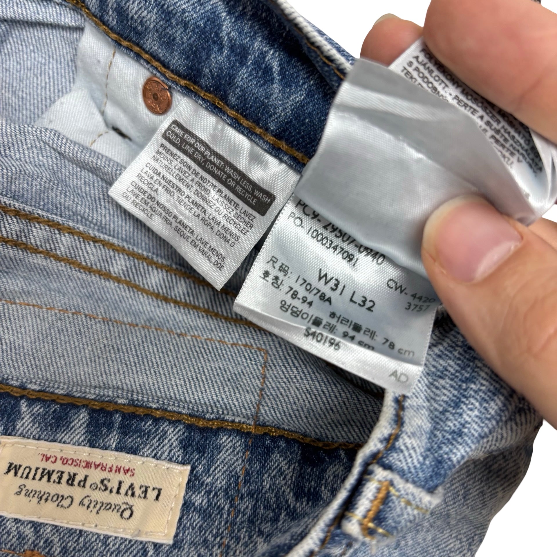 Levis 502 Jeans W31 L32 Mens Light Blue Regular Tapered Fit Stretch Distressed