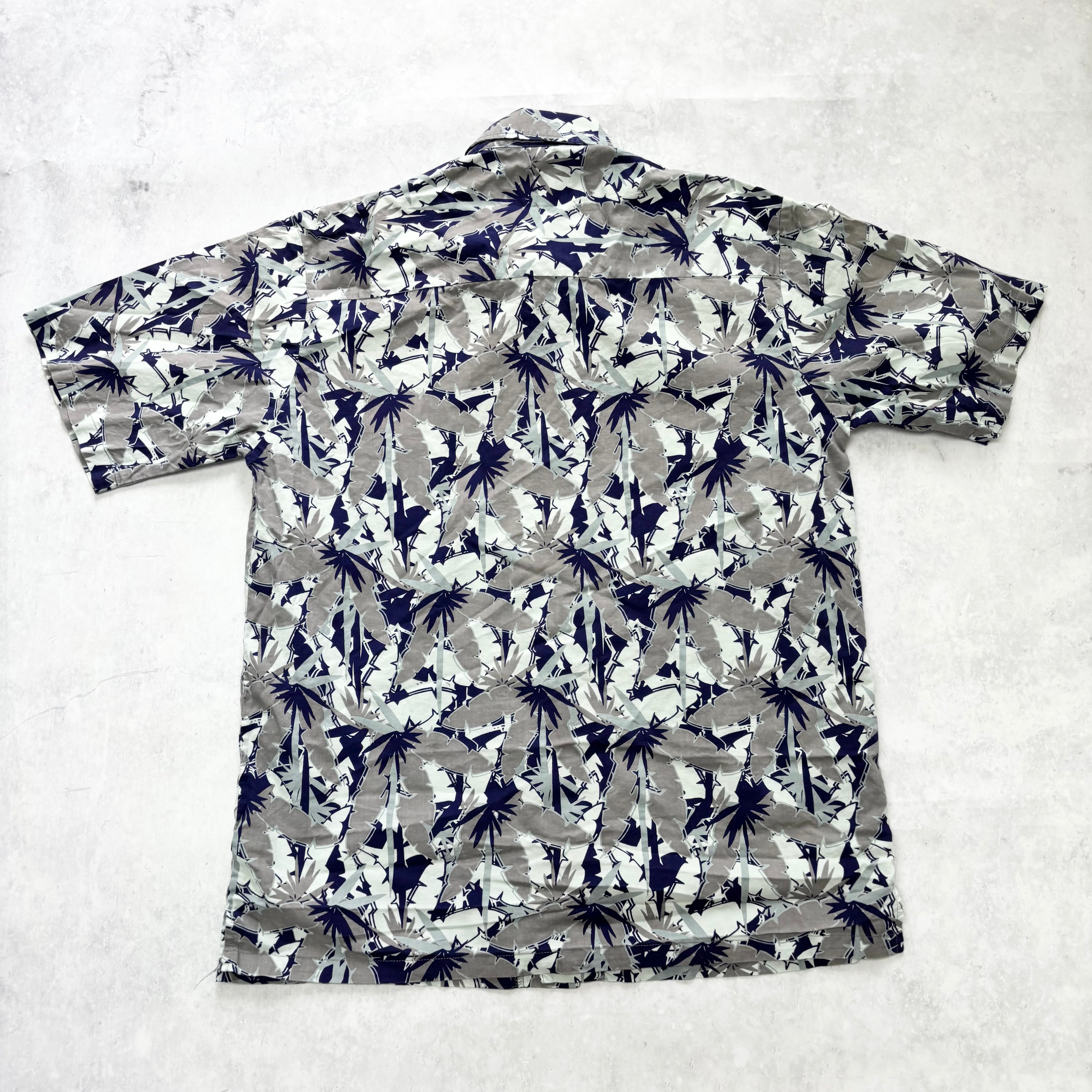 Vintage Hawaiian Shirt Mens Small Grey Floral Aloha Short Sleeve Cotton (E)