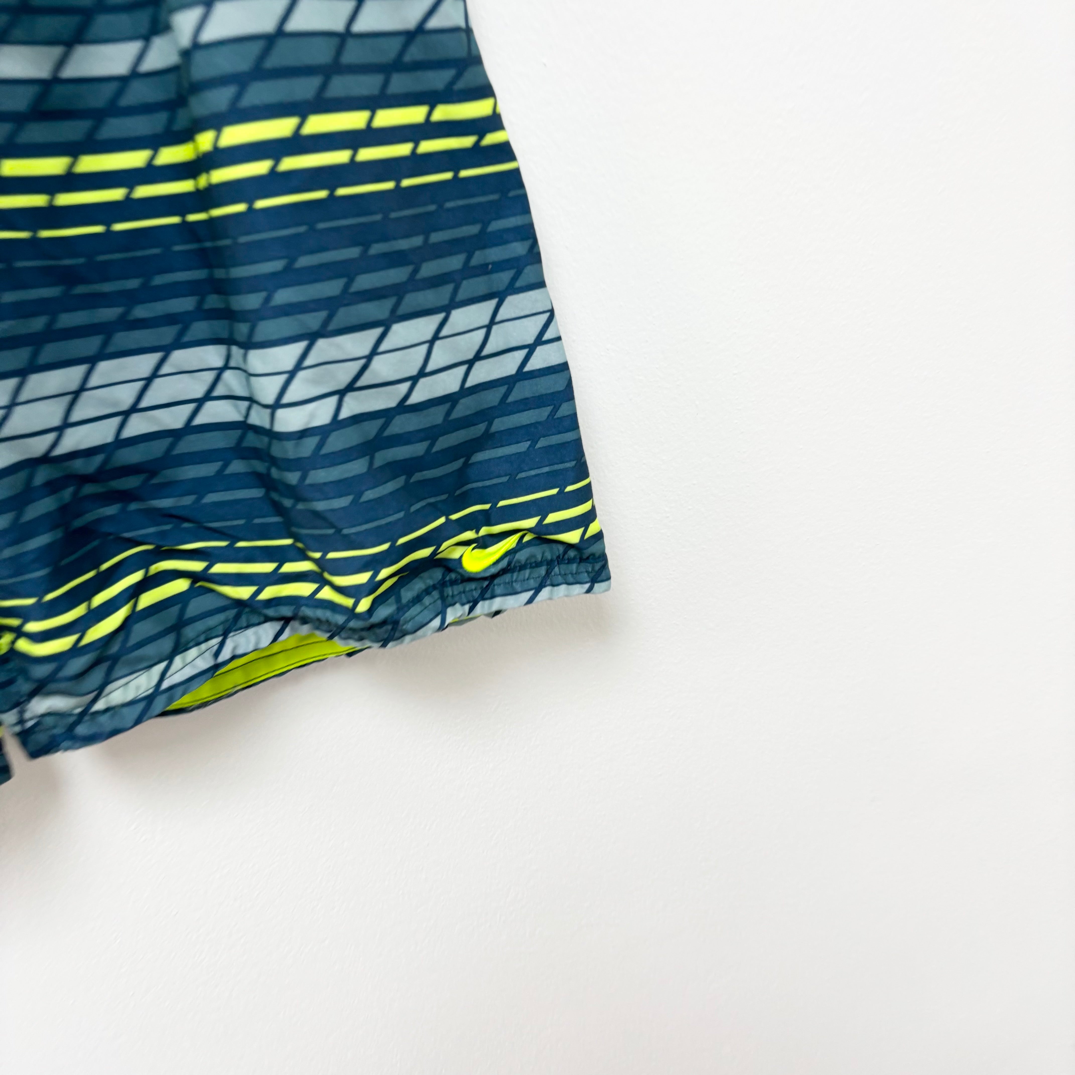 Nike Swim Shorts Mens Medium Green Board Beach Surf Pockets (E)