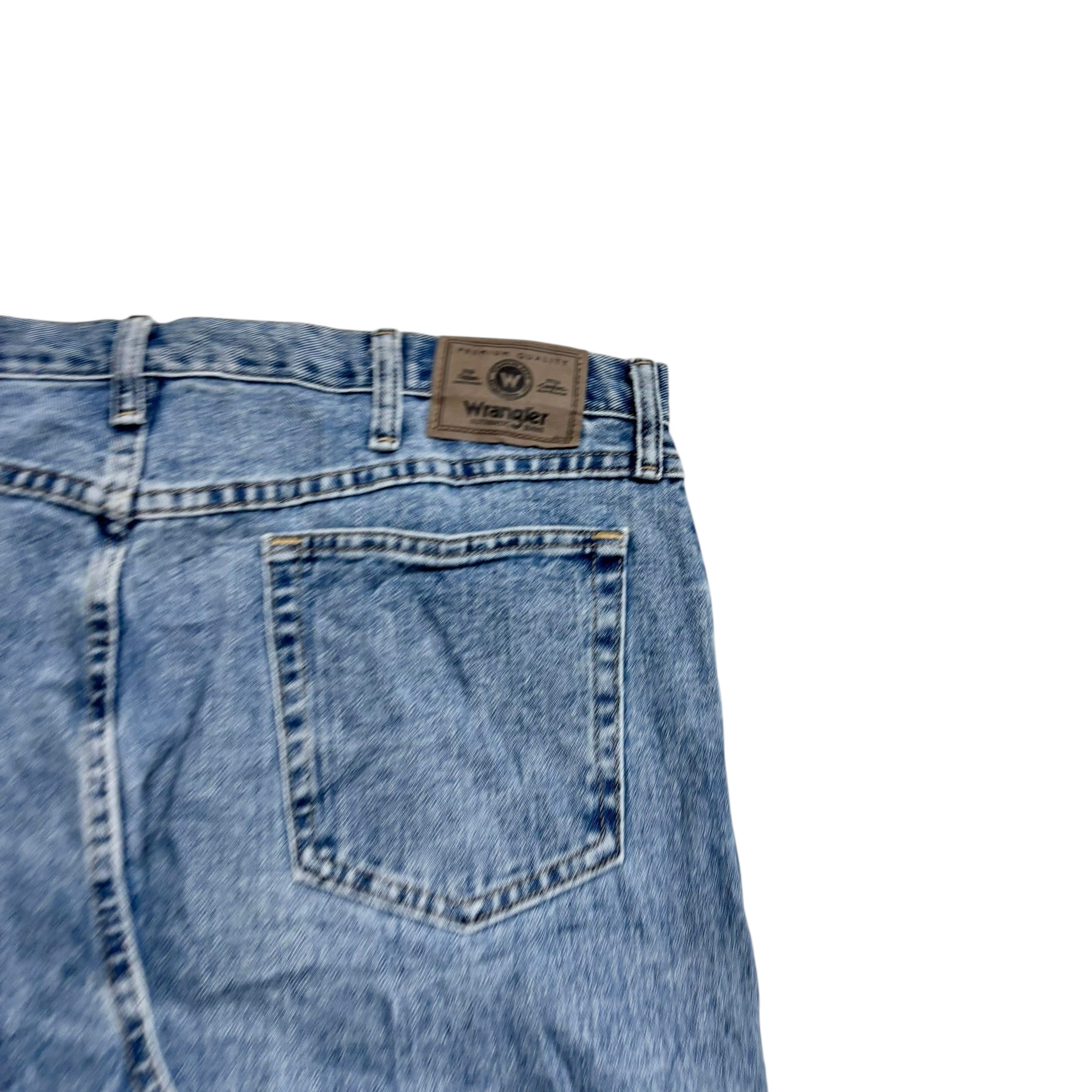 Wrangler Jeans W40 L32 Mens Light Blue Relaxed Straight Fit Vintage Denim (E)