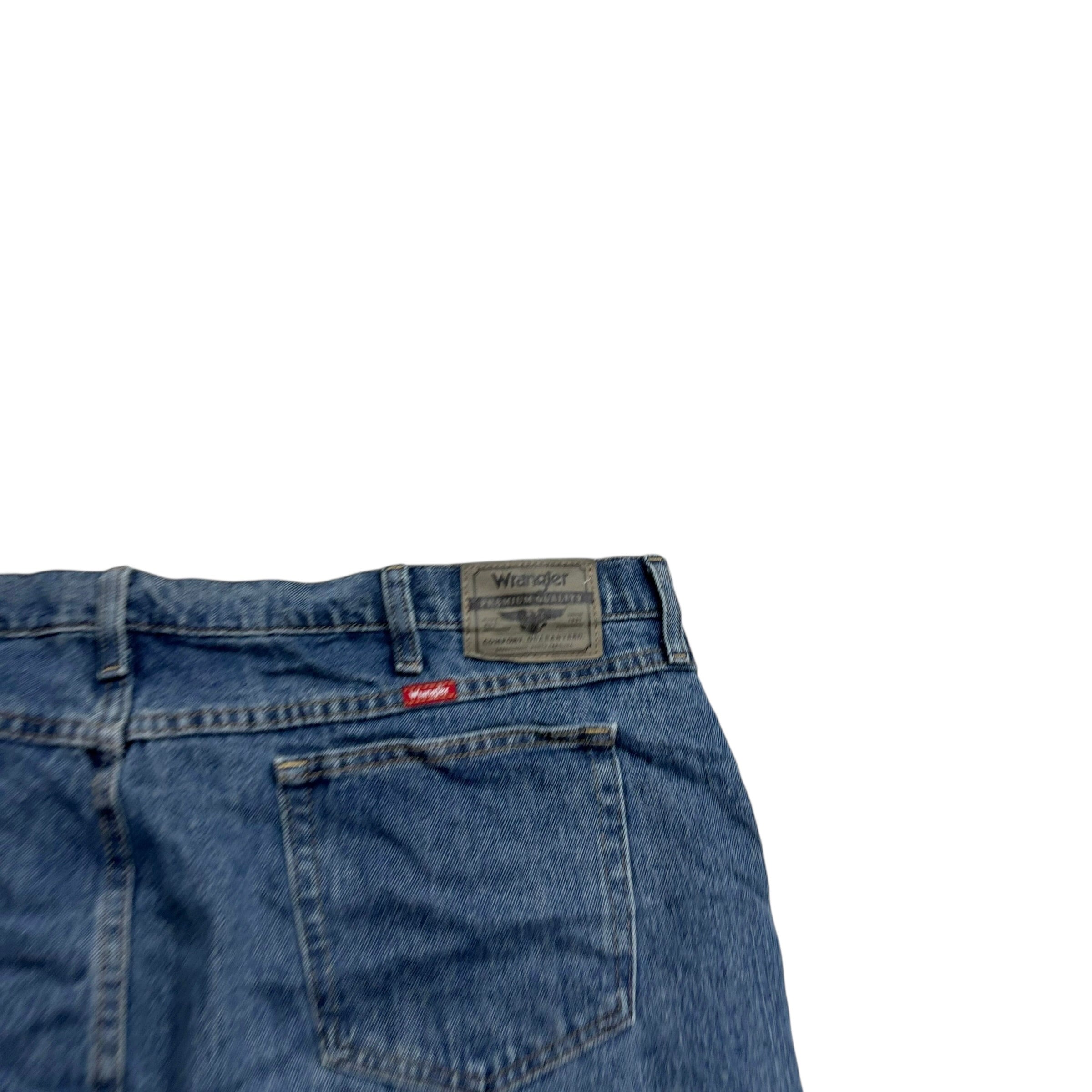 Wrangler Jeans W46 L29 Mens Mid Blue Relaxed Straight Fit Denim (E)
