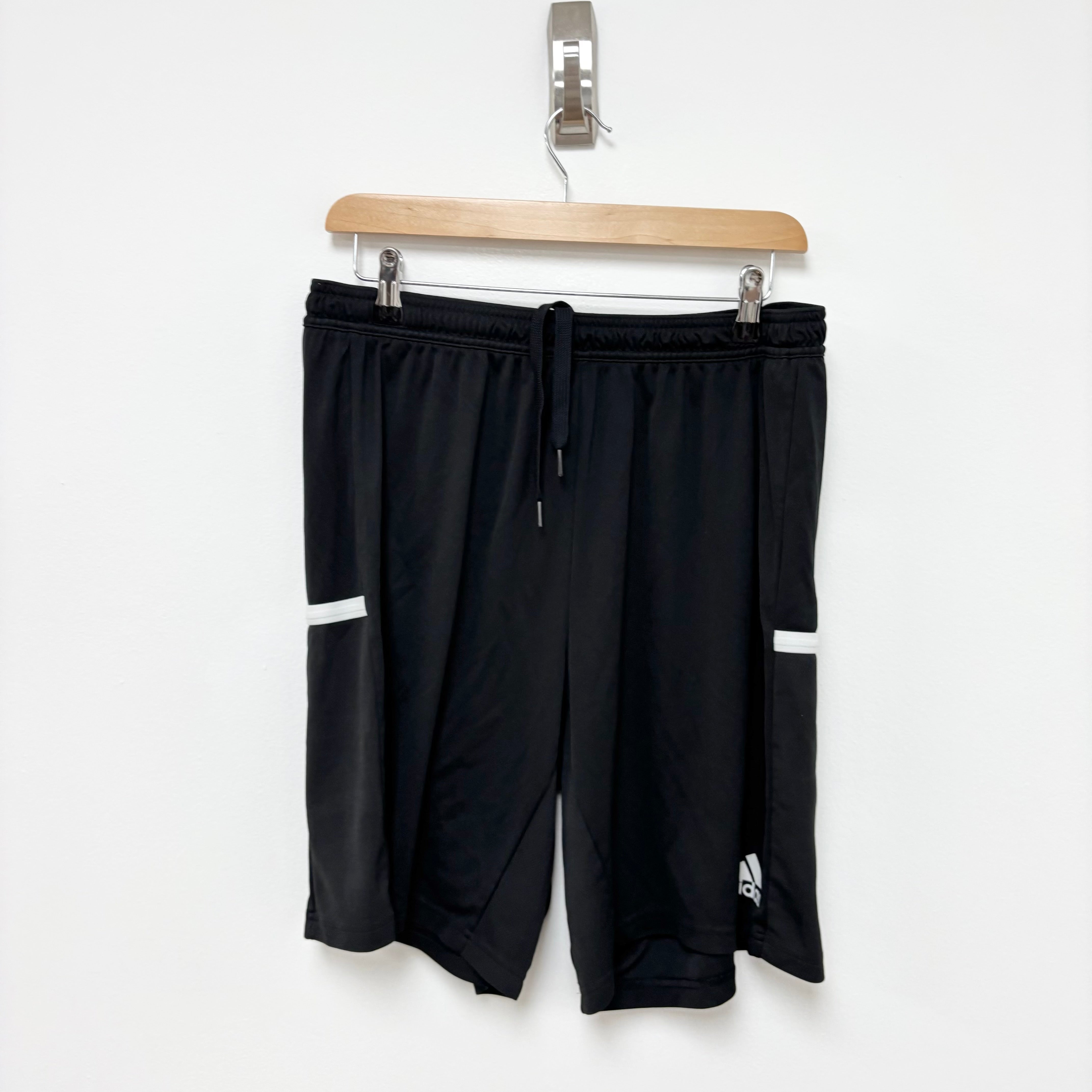 Adidas Shorts Mens XL Black Grey Sports Running Gym Athletic Aeroready