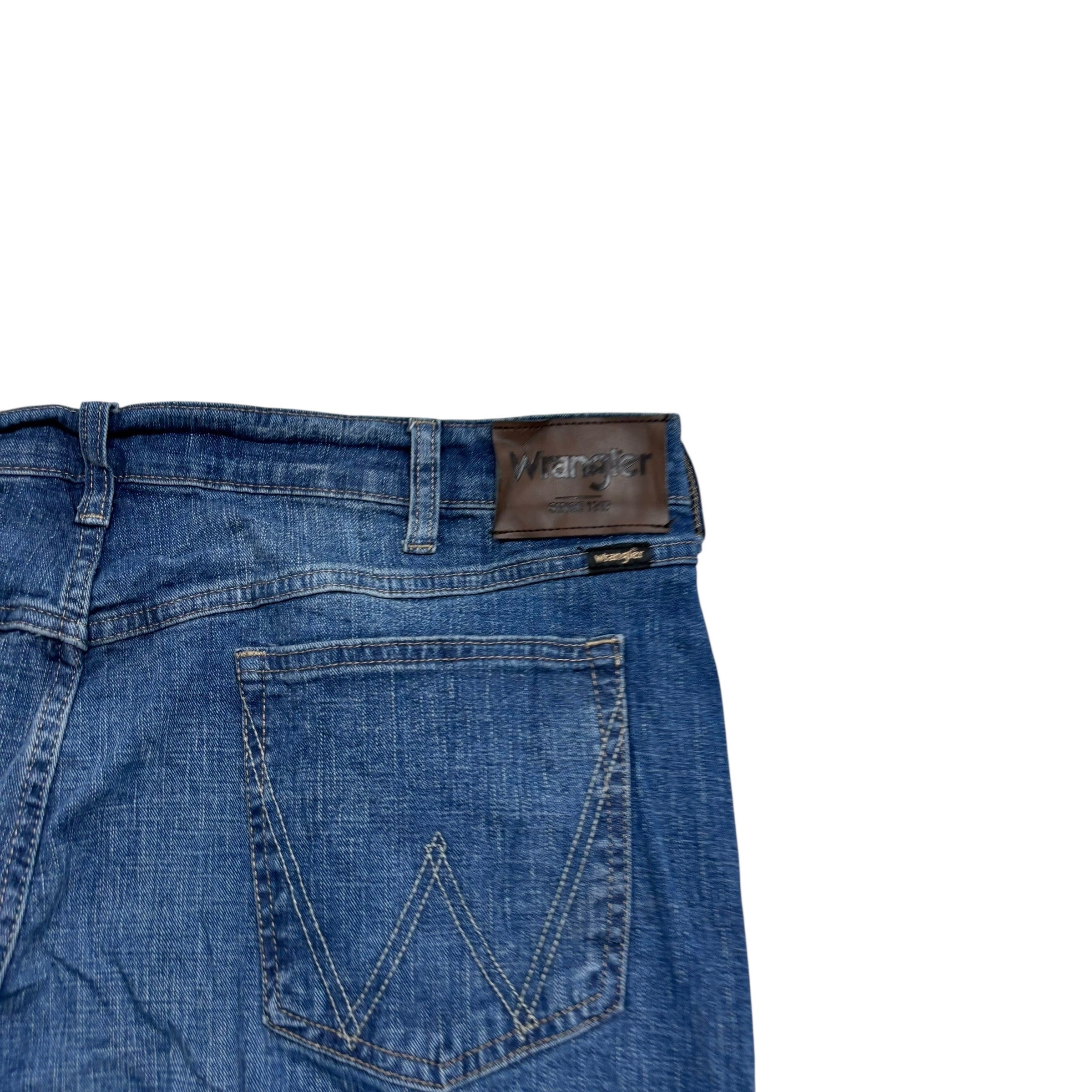 Wrangler Jeans W40 L30 Mens Mid Blue Relaxed Straight Fit Stretch Denim (E)
