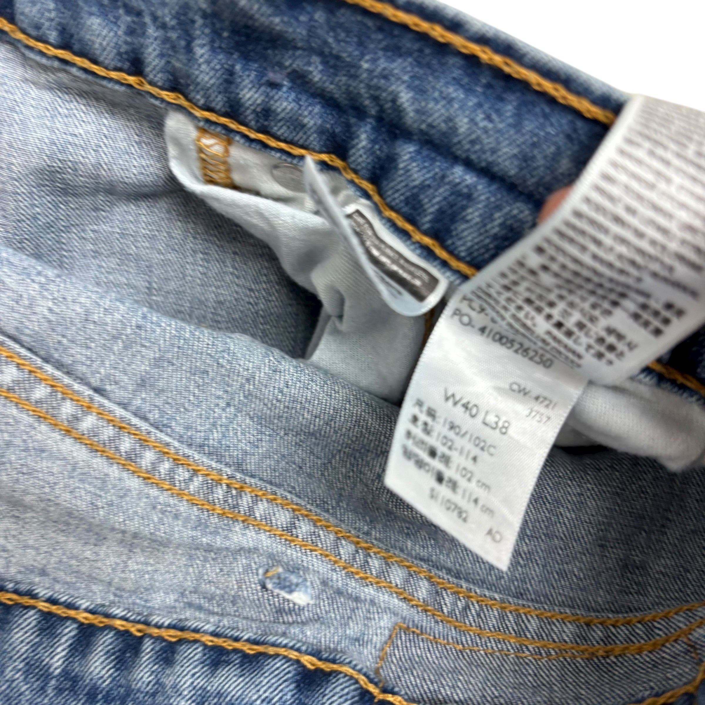 Levis 550 Jeans W38 L38 Mens Light Blue Relaxed Straight Fit Stretch Denim (E)