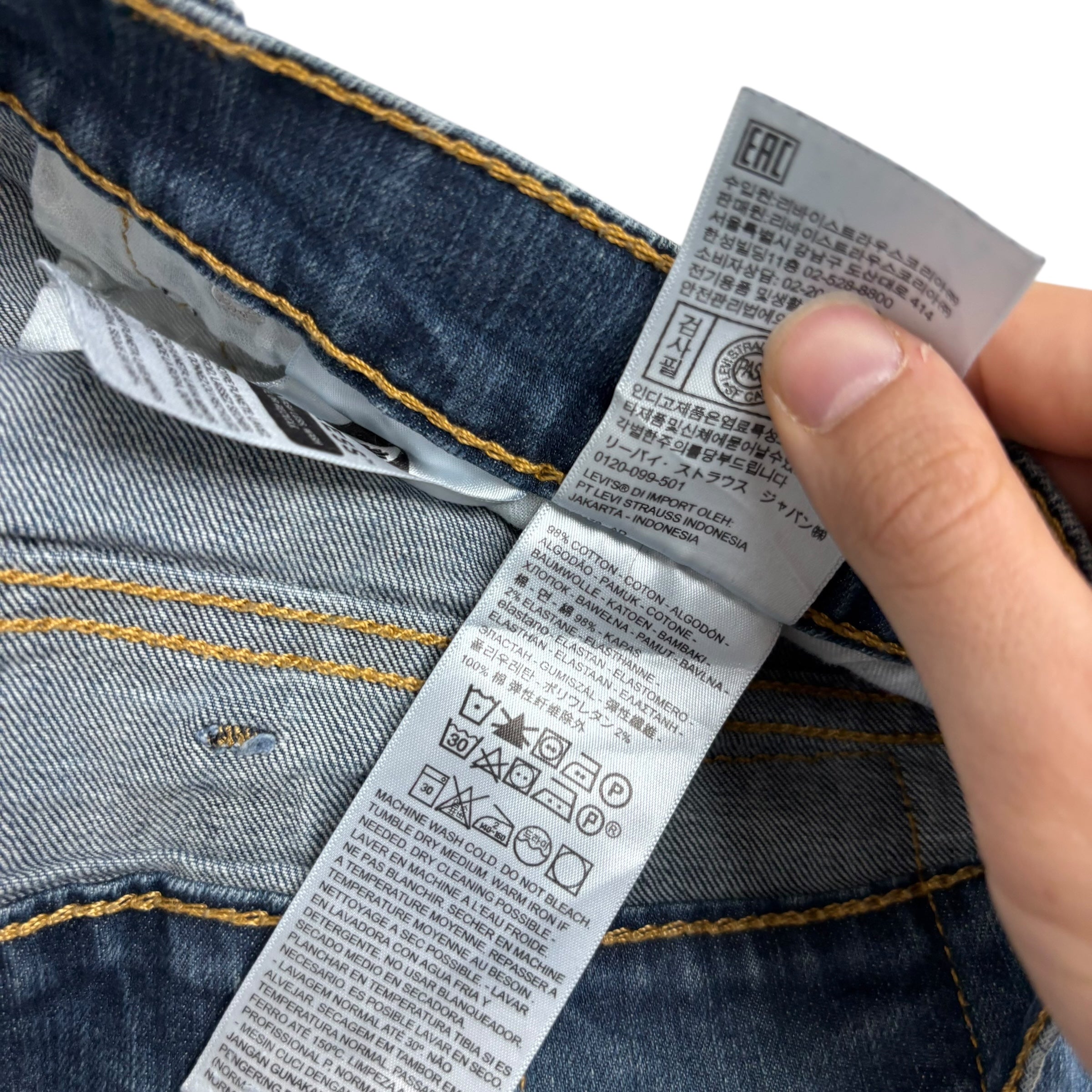 Levis 541 Jeans W48 L31 Mens Dark Blue Athletic Tapered Fit Stretch Denim