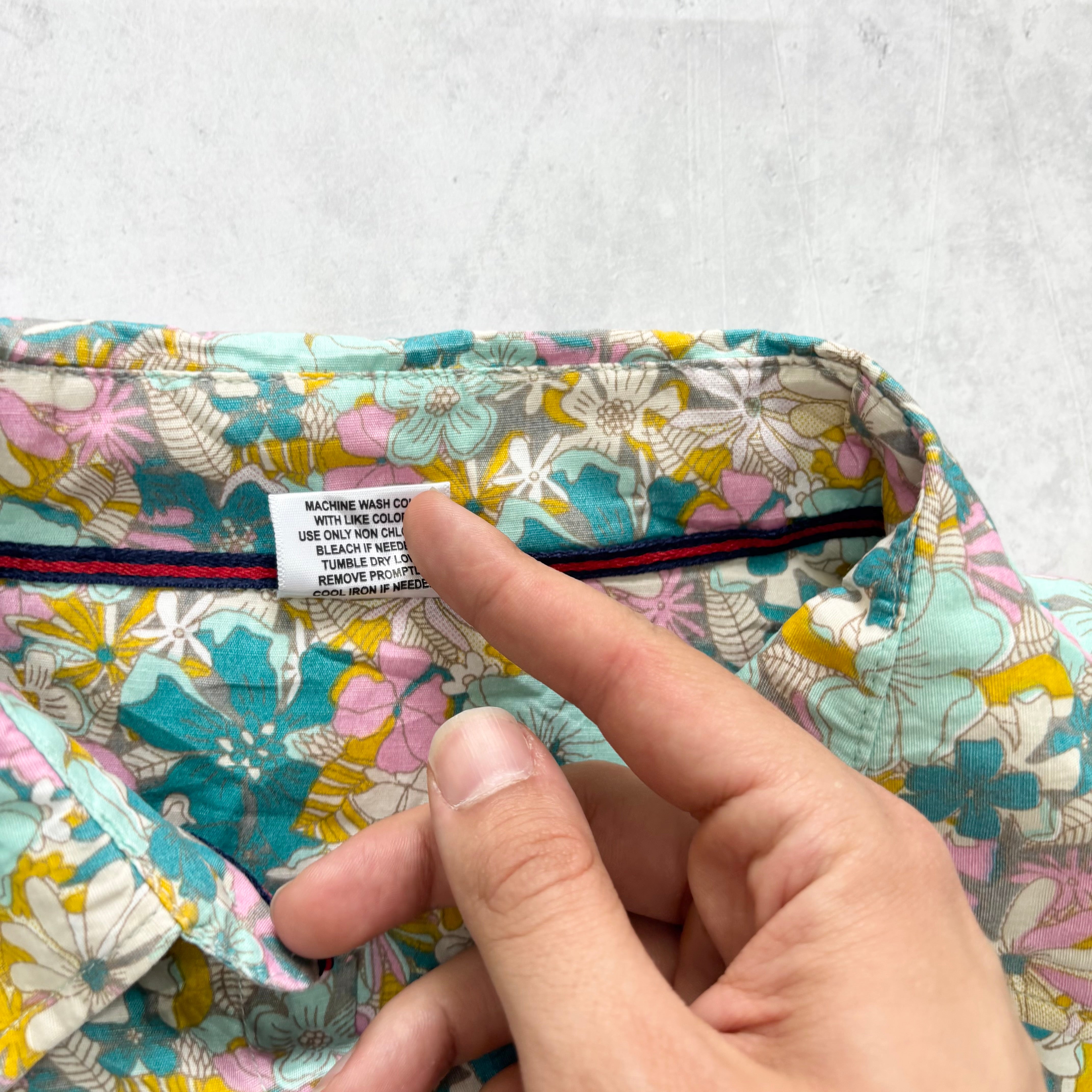 Hawaiian Shirt Mens Small Pink Blue Floral Aloha Short Sleeve Cotton Blend (E)