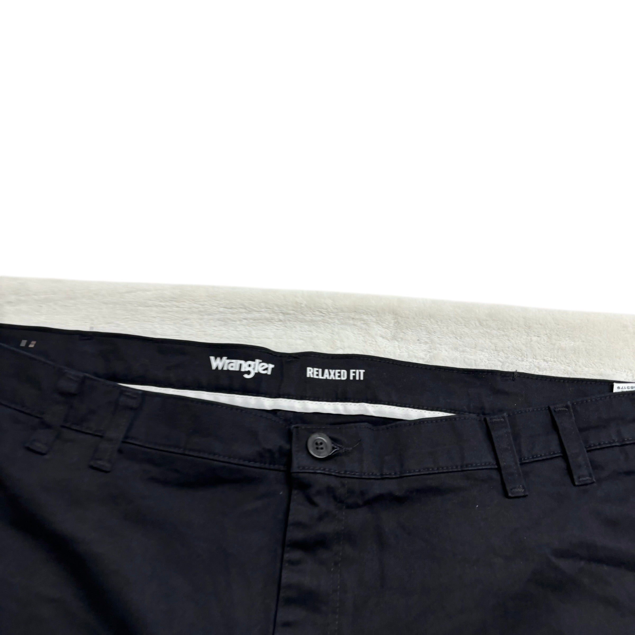 Wrangler Trousers W44 L30 Mens Black Relaxed Straight Fit Pants (E)