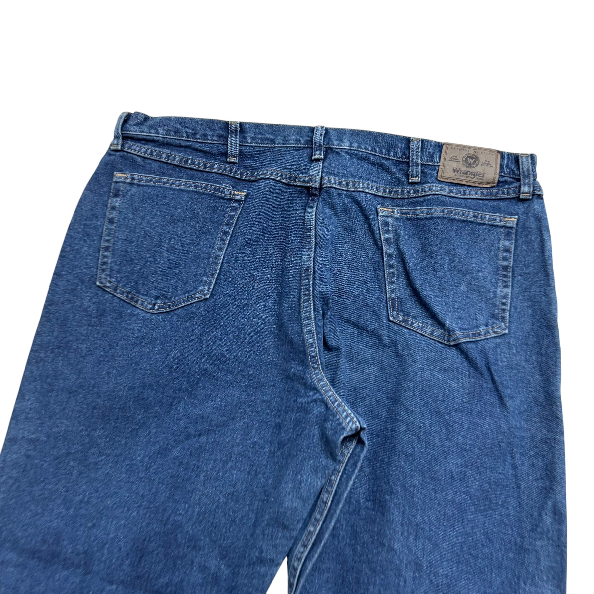 Wrangler Jeans W44 L30 Mens Mid Blue Relaxed Straight Fit Vintage Denim (E)